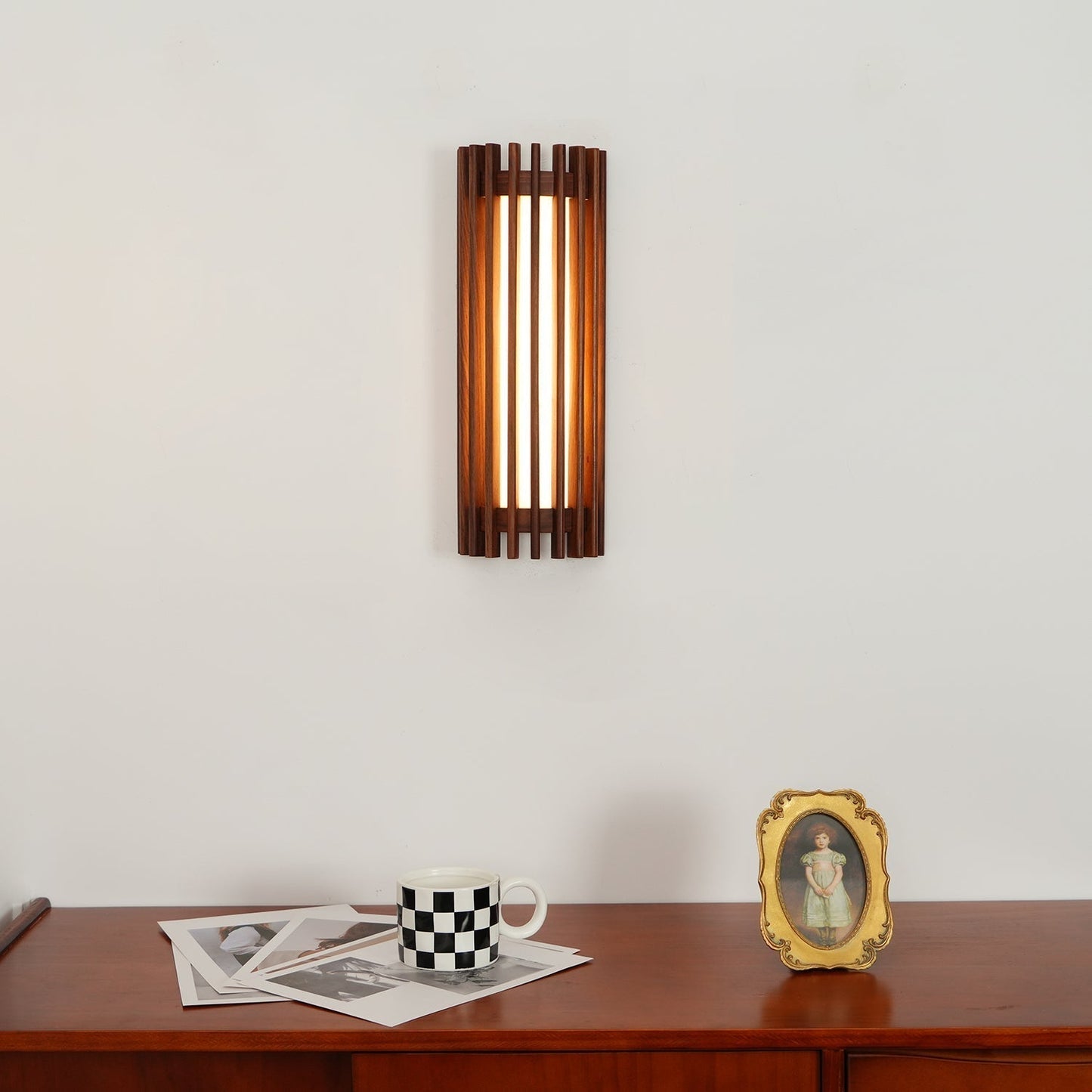Arbor | Minimalist Natural Wood Grain Wall Light