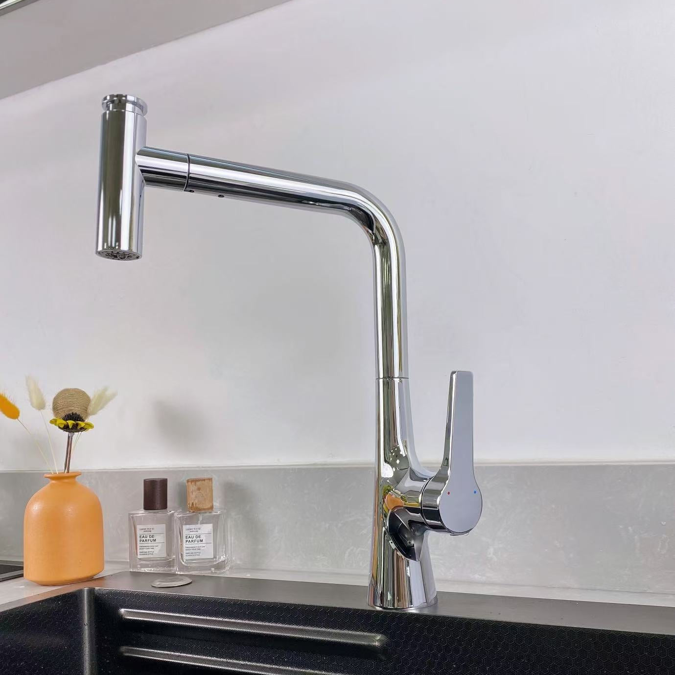Kytherun | Modern L-Shaped Swivel Spout Kitchen Sink Mixer Tap