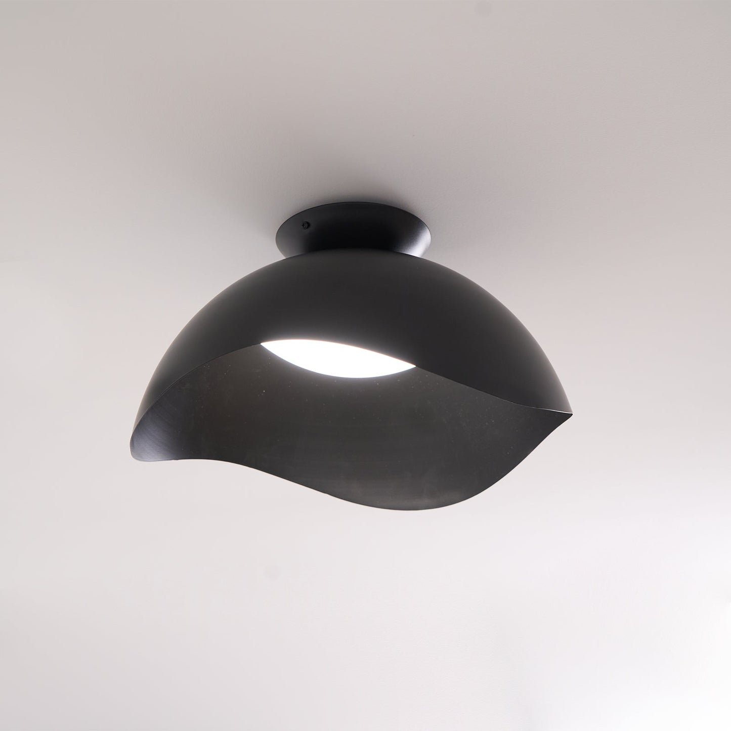 Lyraen | Nordic Wave Silhouette Integrated LED Ceiling Light