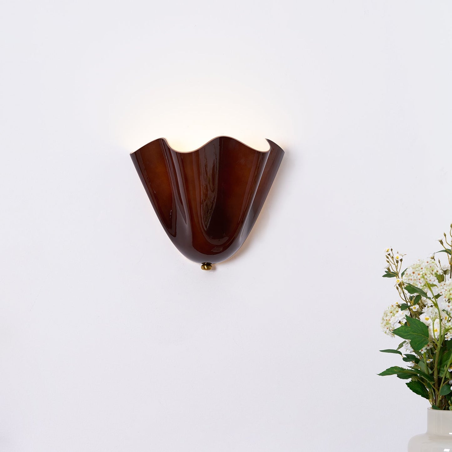 Nivalis | Sophisticated Alabaster Silhouette Wall Light
