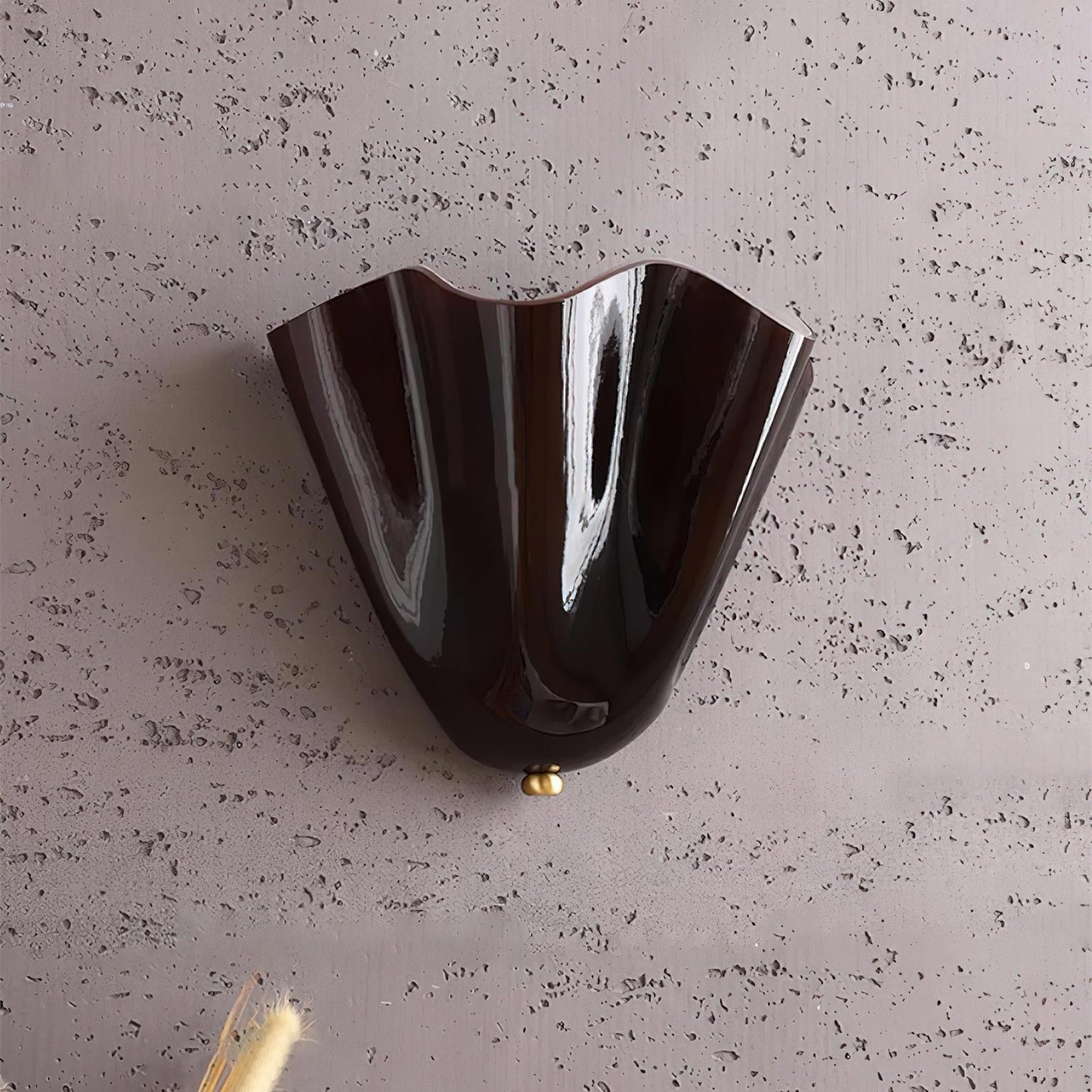 Nivalis | Sophisticated Alabaster Silhouette Wall Light