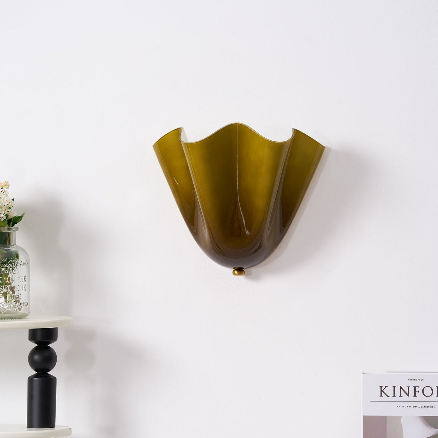 Nivalis | Sophisticated Alabaster Silhouette Wall Light