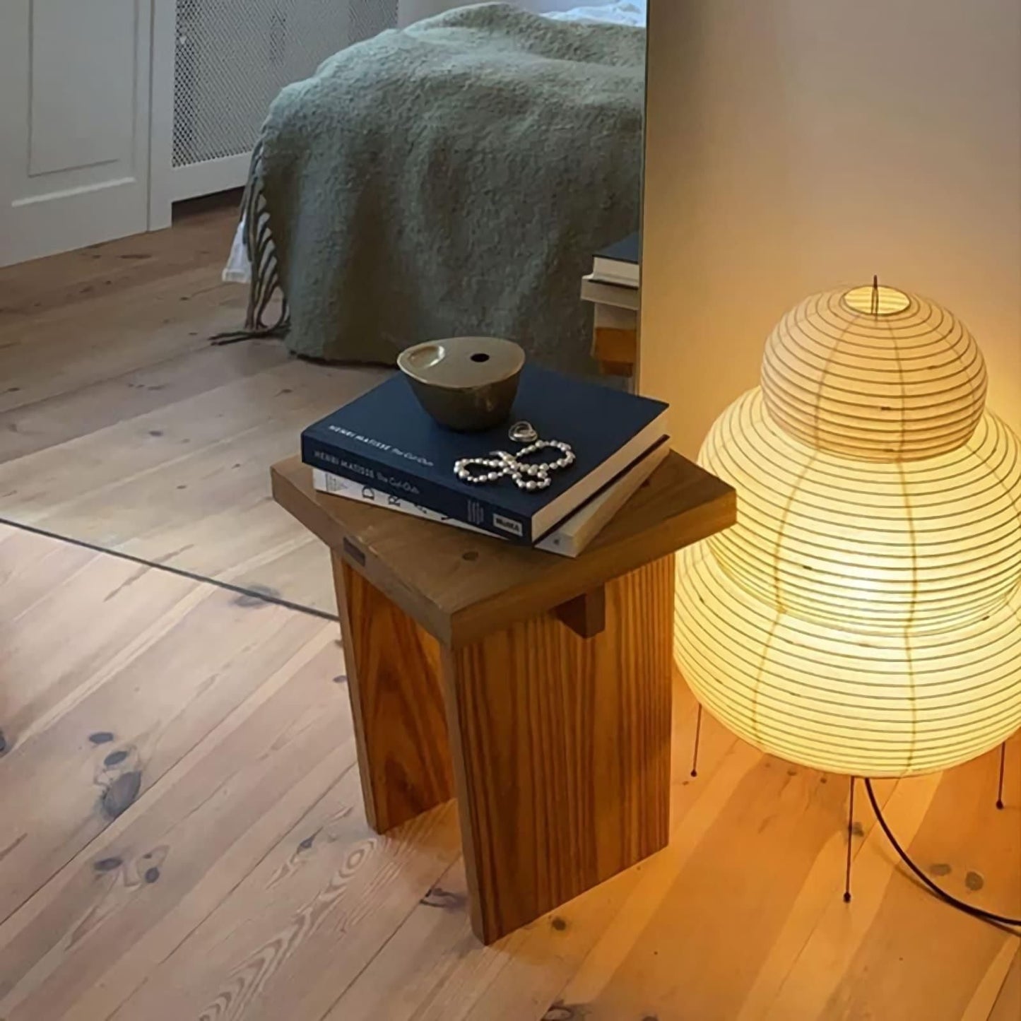 Kryntaleo | Japanese Ribbed Bamboo Silhouette Oriental Accent Table Lamp