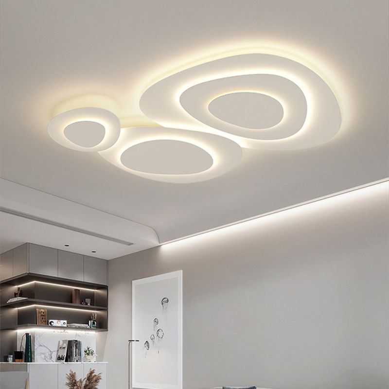 Lyravall | Modern Cloud Silhouette Metal Flush Mount Ceiling Light