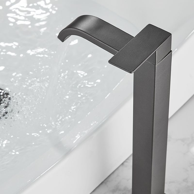 Lyskalla | Modern Curved Waterfall Spout Bathroom Sink Tap