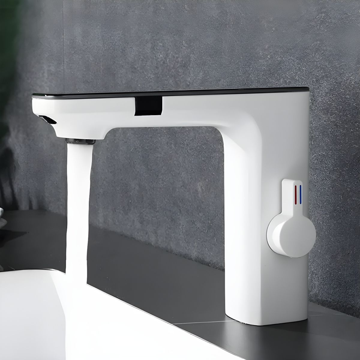 Jovallur | Modern L-Shaped Arched Column Bathroom Sink Tap with Digital Display