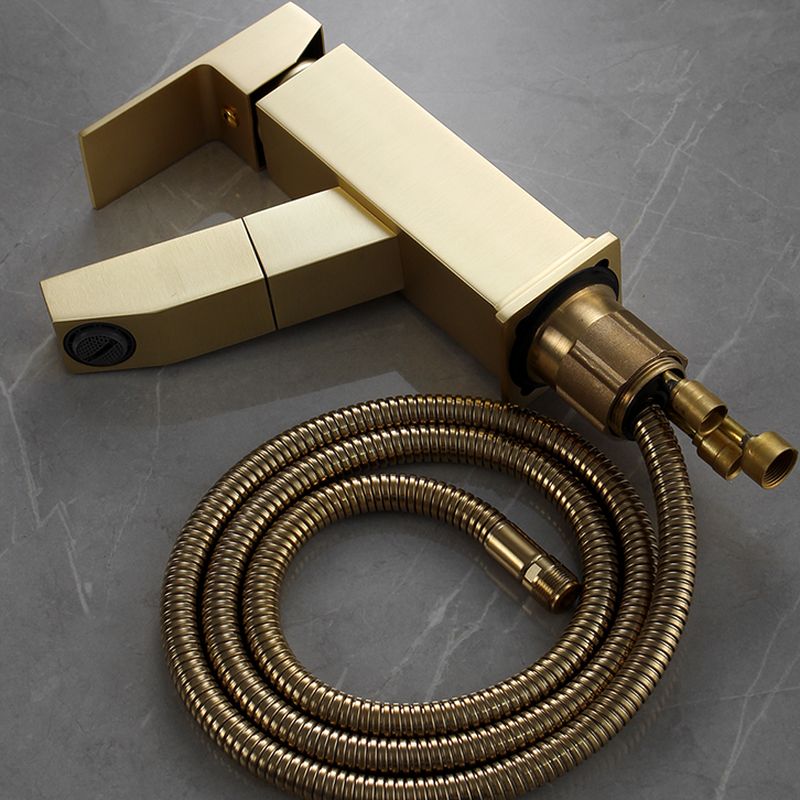 Hjalmrun | Modern Geometric Silhouette Bathroom Sink Tap with Retractable Spout