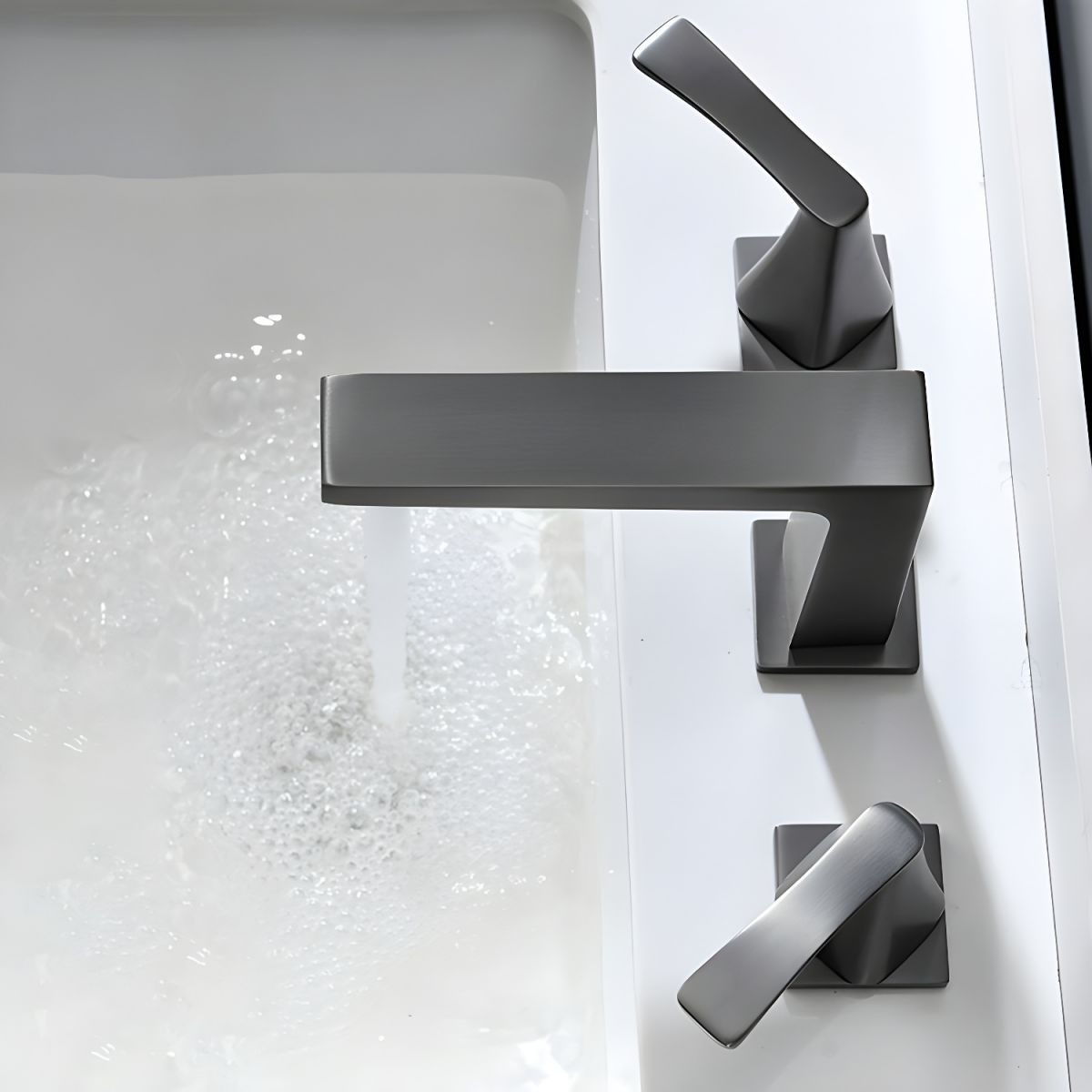 Hjalmar | Widespread Square Silhouette Dual Lever Bathroom Sink Tap