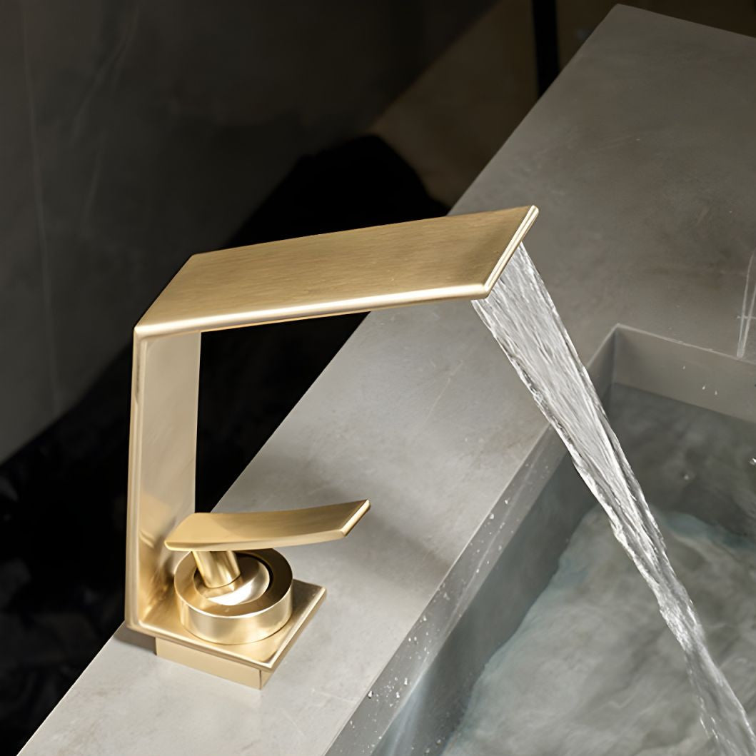 Eldvalla | Modern Cuboid Silhouette Single Lever Bathroom Sink Tap