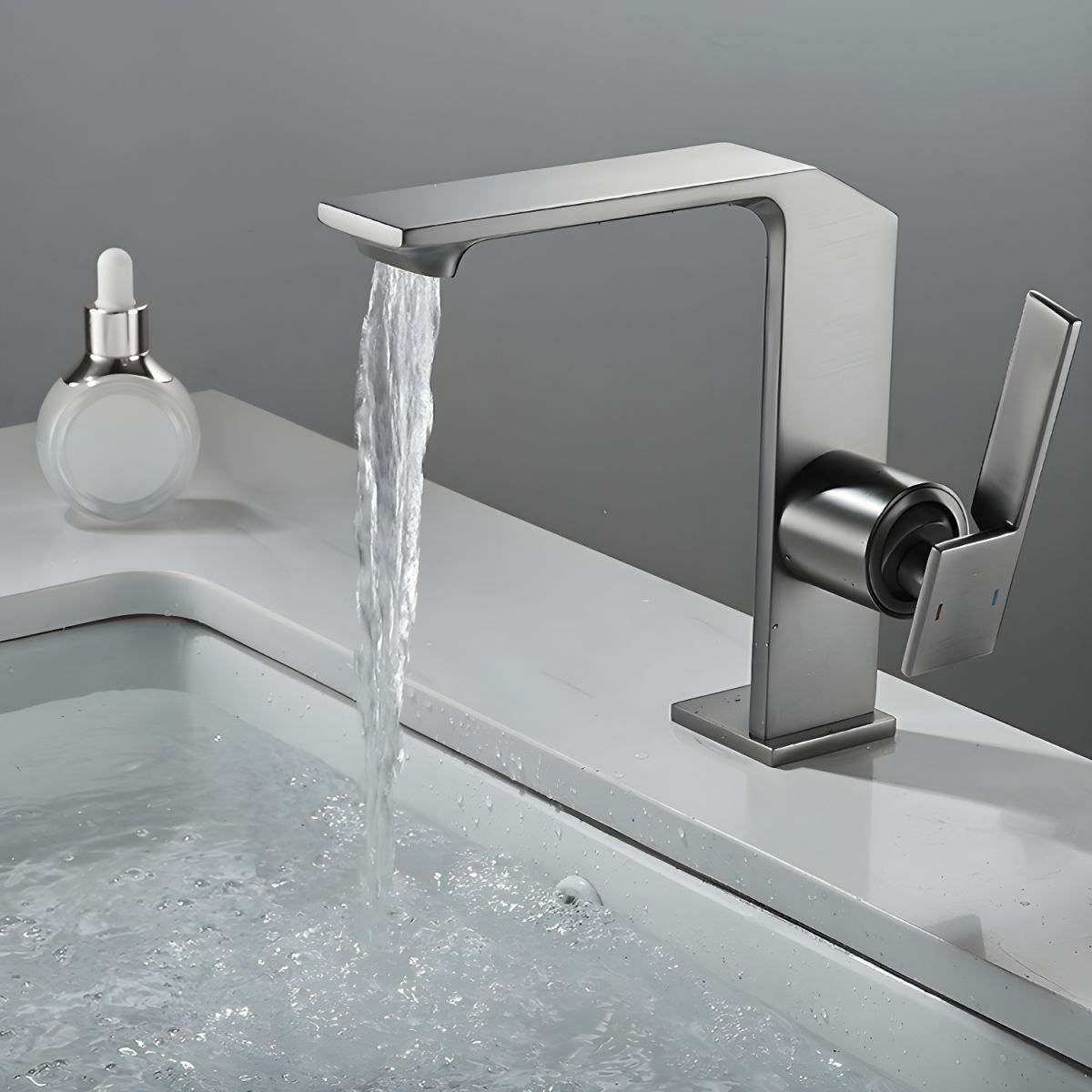 Skovur | Sleek Geometric Shaped Single Lever Bathroom Sink Tap