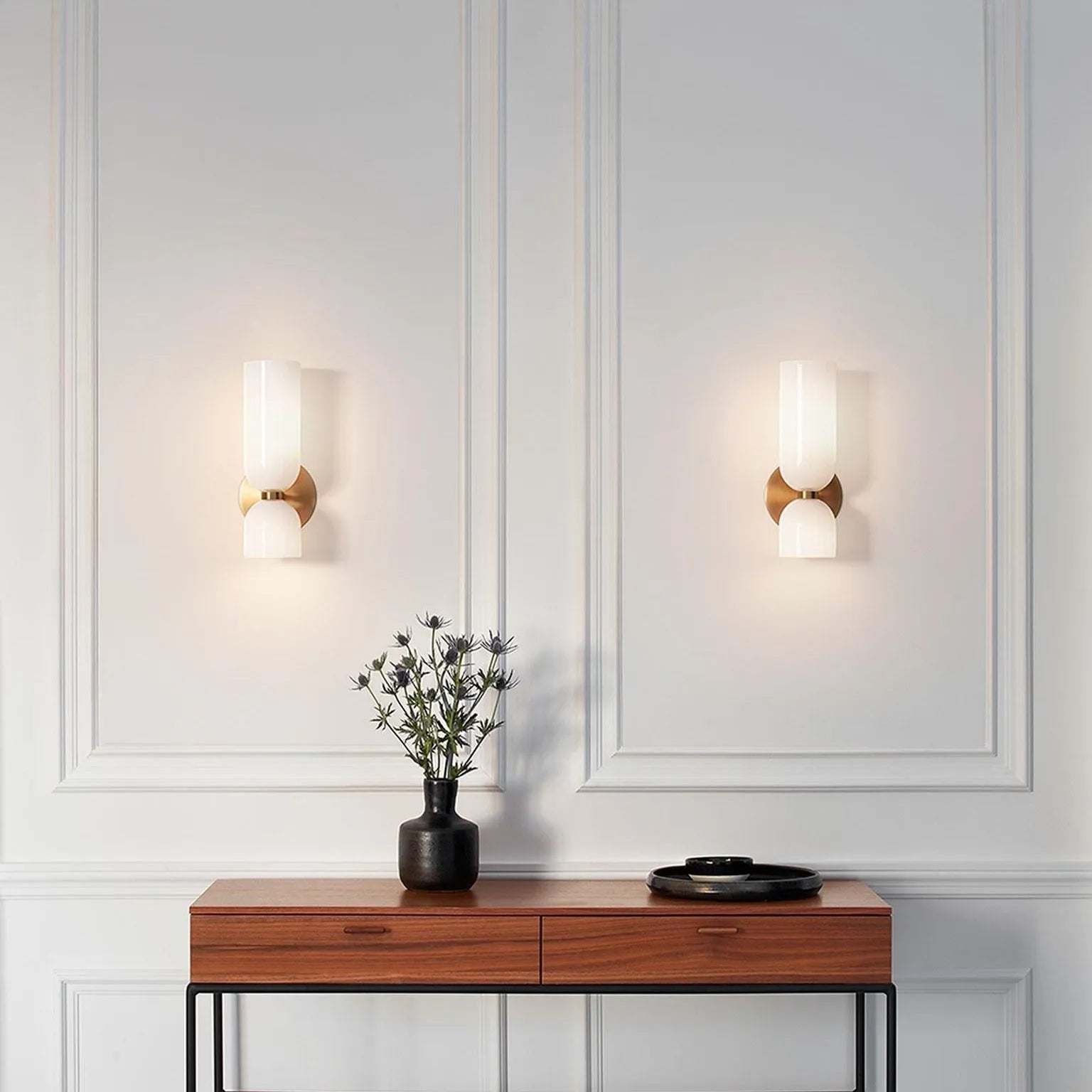 Vaelora | Cylindrical Fluted Glass Vertical Column Wall Light