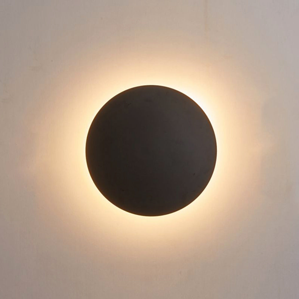 Valnor | Minimalist Circular Silhouette Metal Halo Wall Light