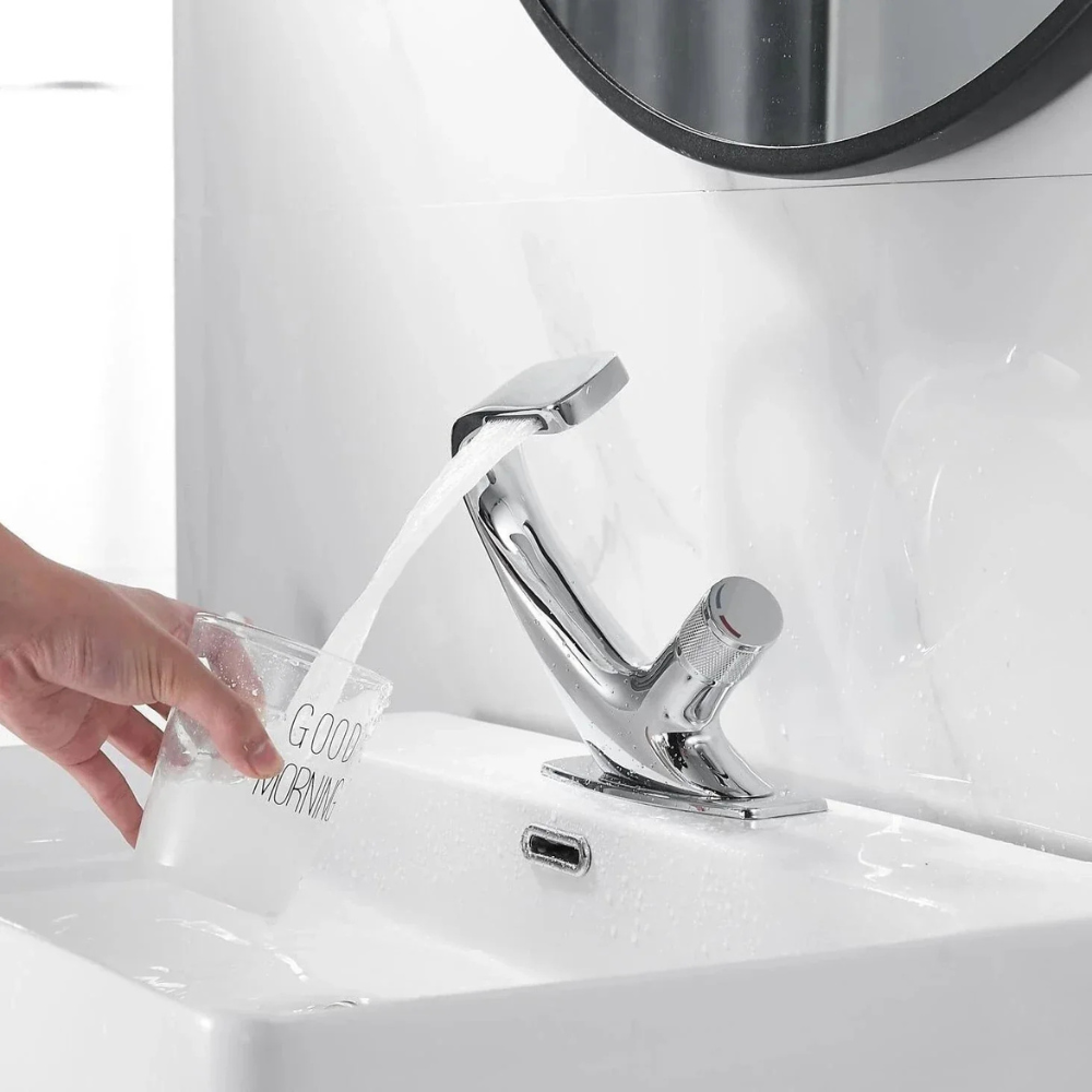Cascata | Modern Waterfall Bathroom Basin Mixer Tap with Single Handle Control