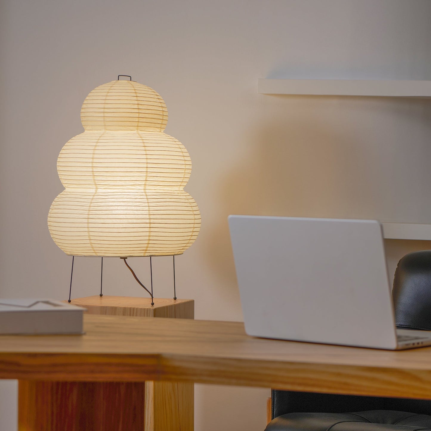 Kryntaleo | Japanese Ribbed Bamboo Silhouette Oriental Accent Table Lamp