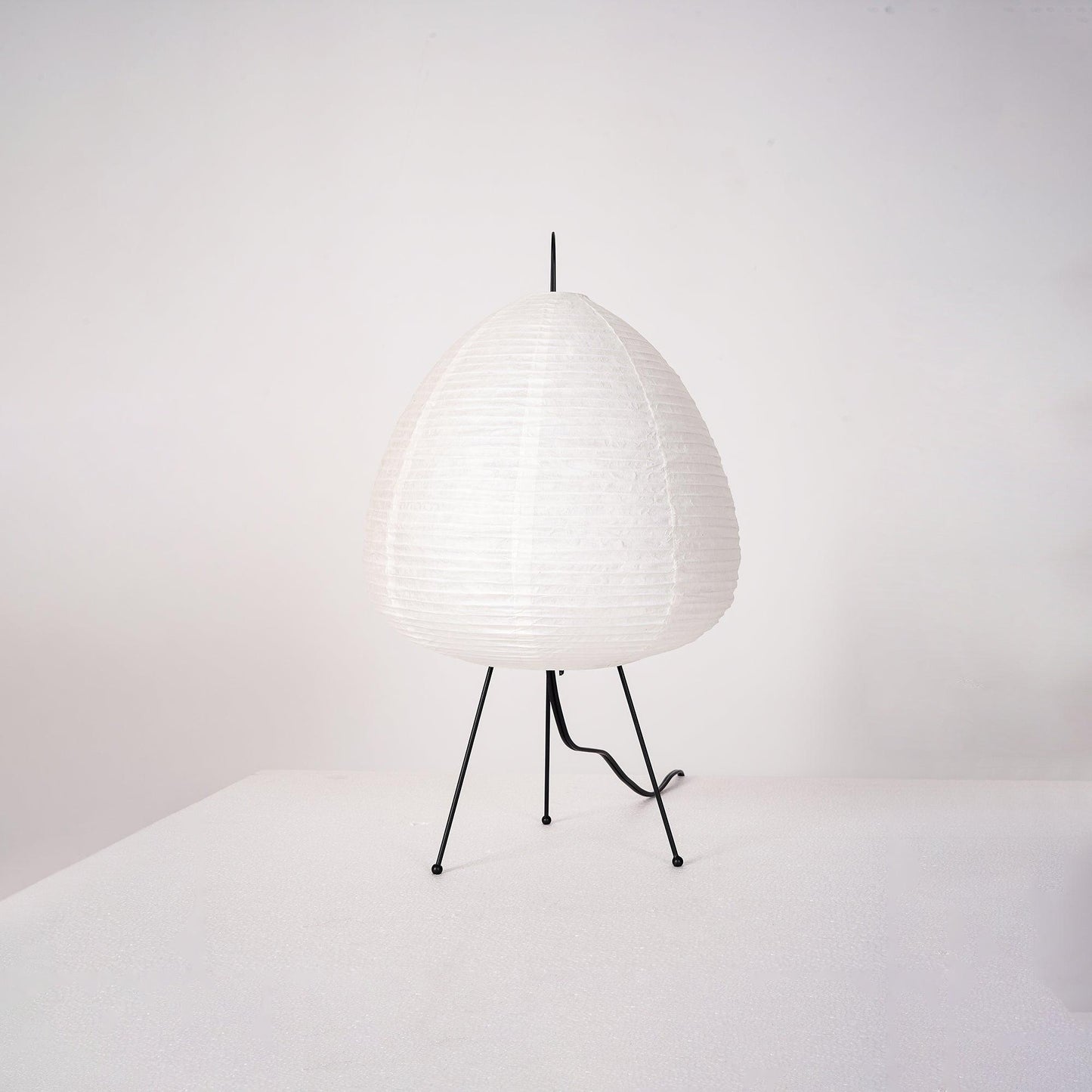 Kryntaleo | Japanese Ribbed Bamboo Silhouette Oriental Accent Table Lamp