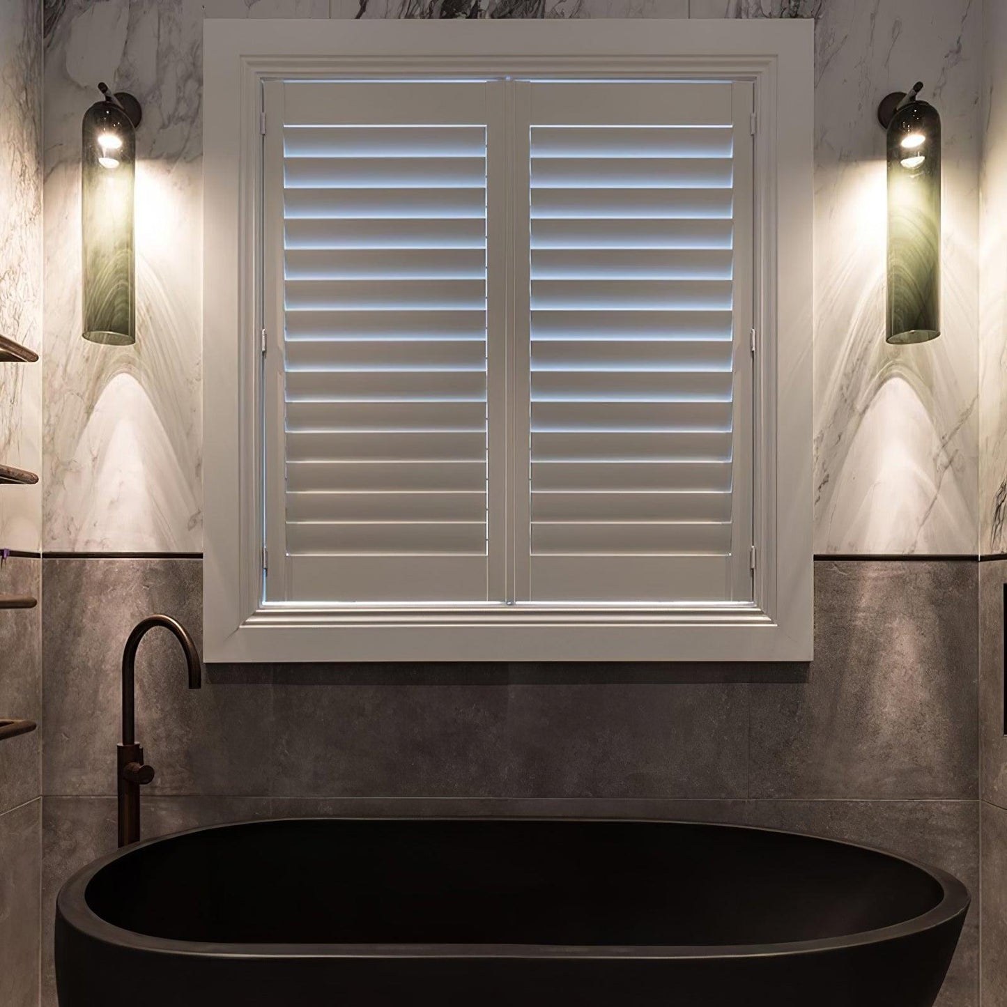 Luvia | Elegant Cylindrical Art Deco Glass Wall Light