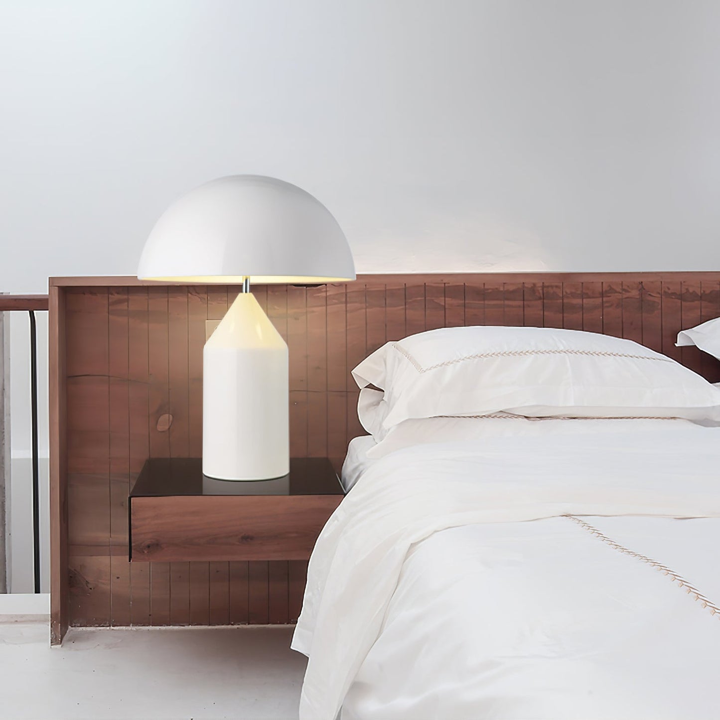 Zonthara | Avant Garde Geometric Sculptural Silhouette Metal Table Lamp