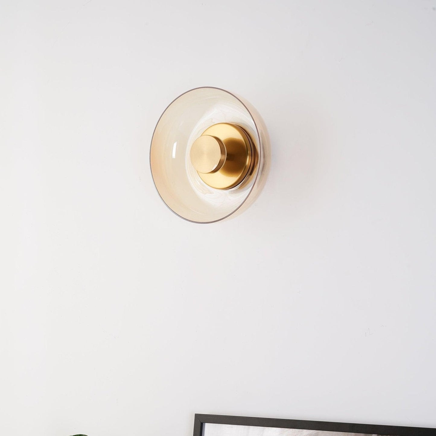 Luvia | Nordic Ribbed Glass Art Deco Wall Light