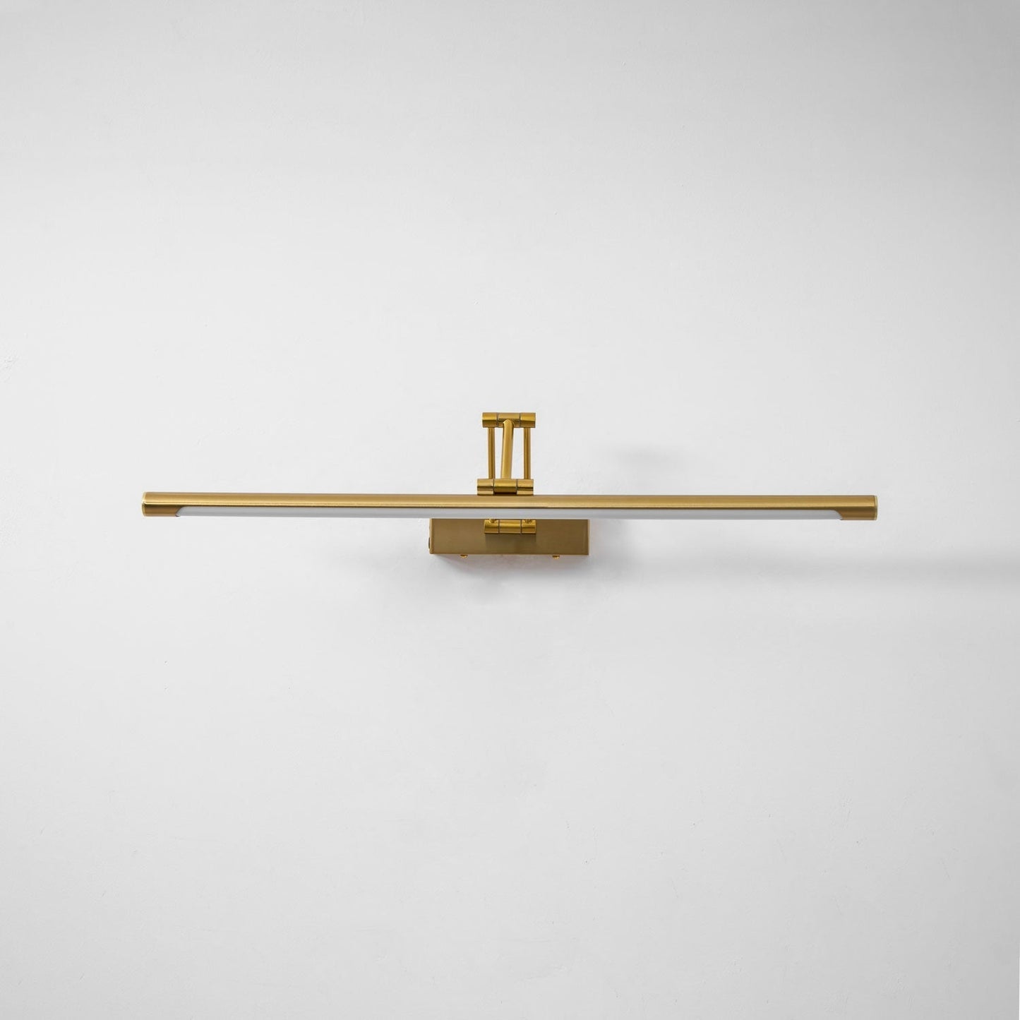 Tandreis | Sleek Architectural Rechargeable Wall Light