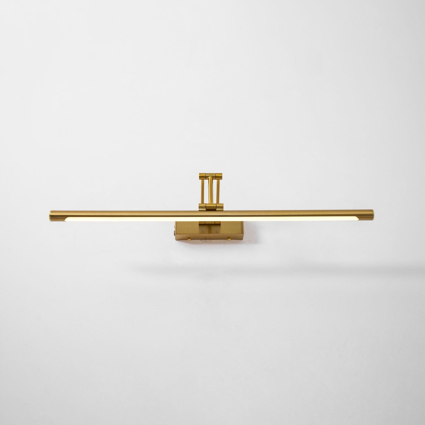 Tandreis | Sleek Architectural Rechargeable Wall Light