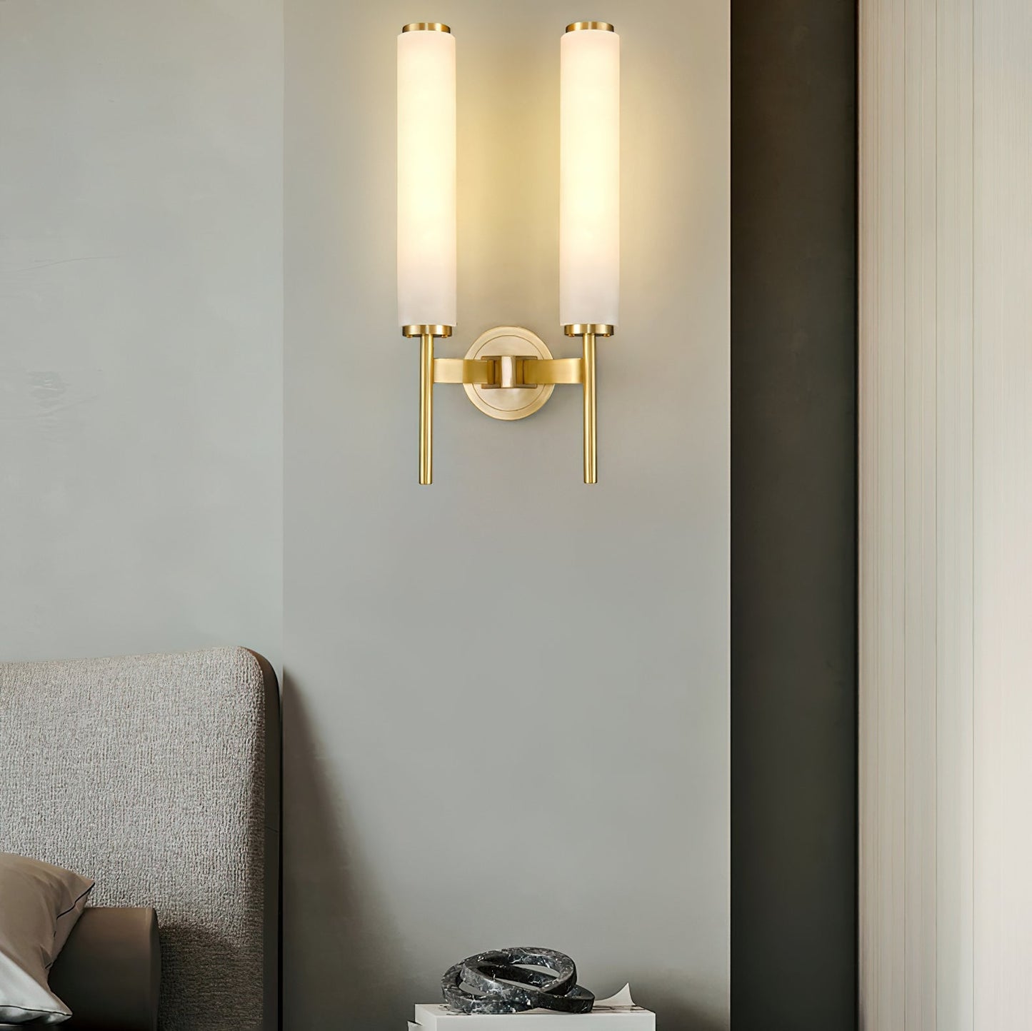 Kelsorim | Geometric Minimalist Alabaster Cylinder Wall Light