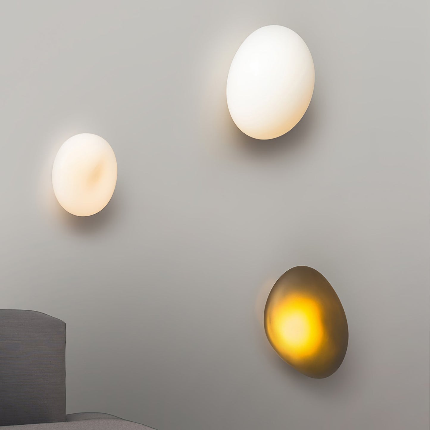 Caldrion | Hand Blown Glass Pebble Wall Light
