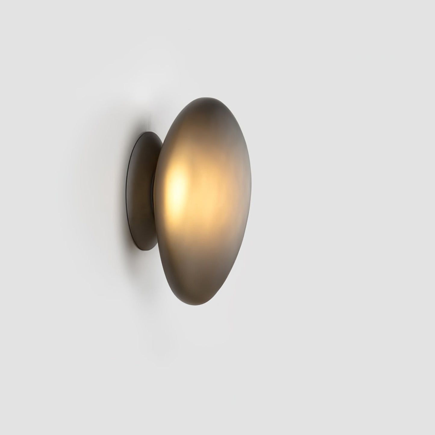 Caldrion | Hand Blown Glass Pebble Wall Light