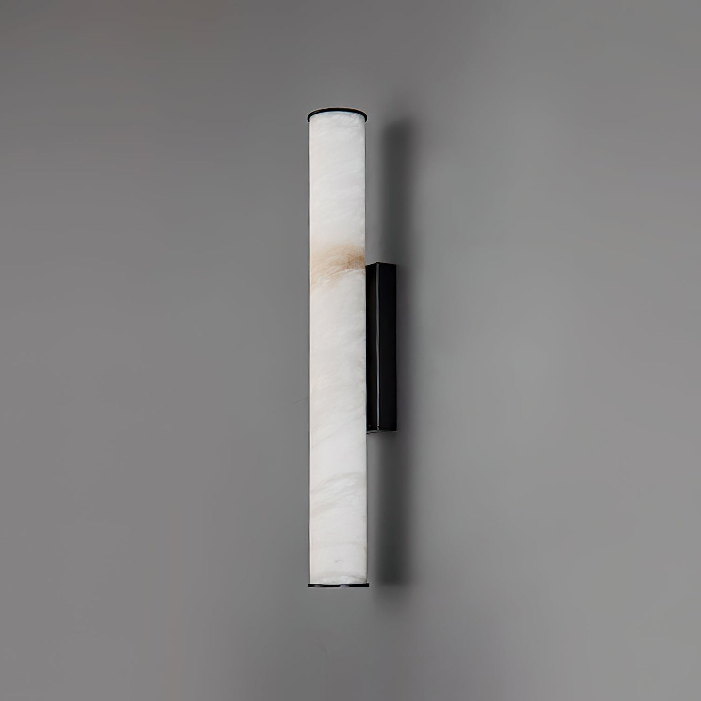 Aristhos | Minimalist Linear Alabaster and Brass Wall Light