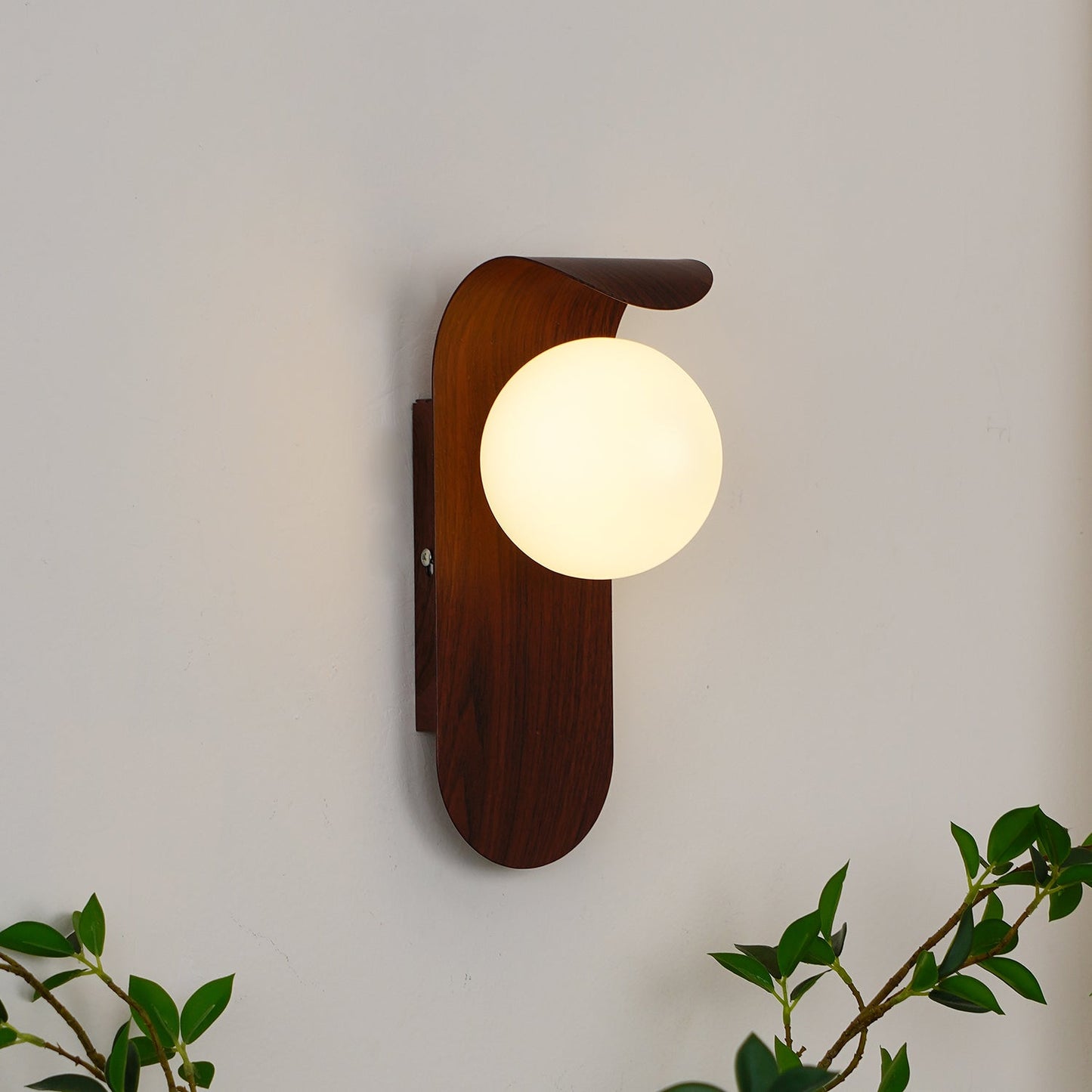 Lythose | Modern Arched Wood Grain Wall Light with Ball Globe