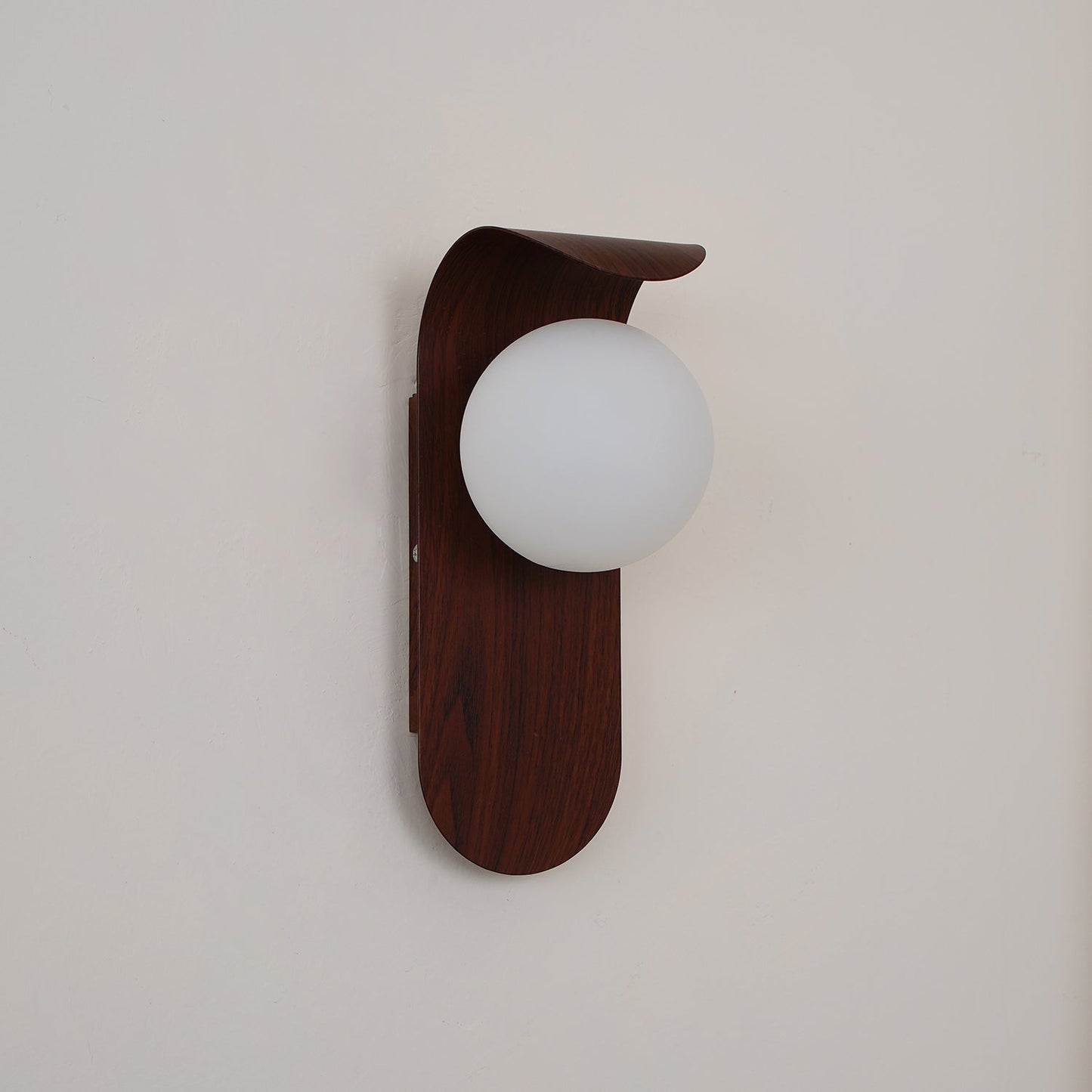 Lythose | Modern Arched Wood Grain Wall Light with Ball Globe