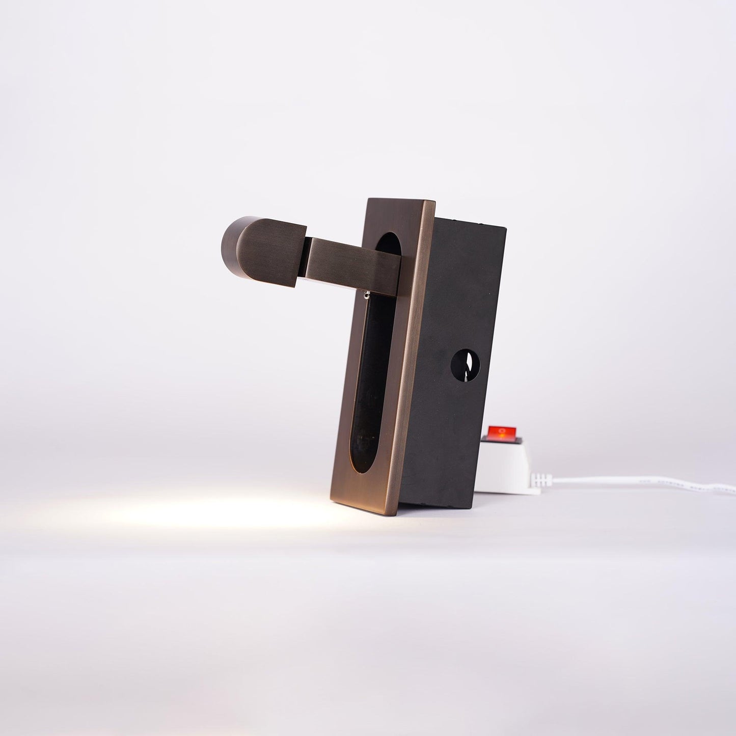 Alsvik | Minimalist Swivel Beam Integrated Reading Wall Light