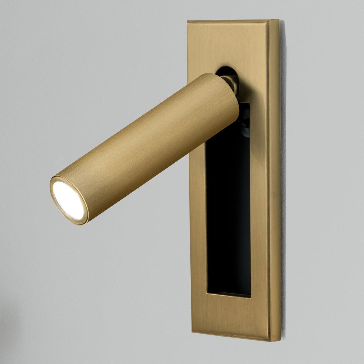 Vaelenor | Minimalist Concealed Retractable Bedside Reading Wall Light