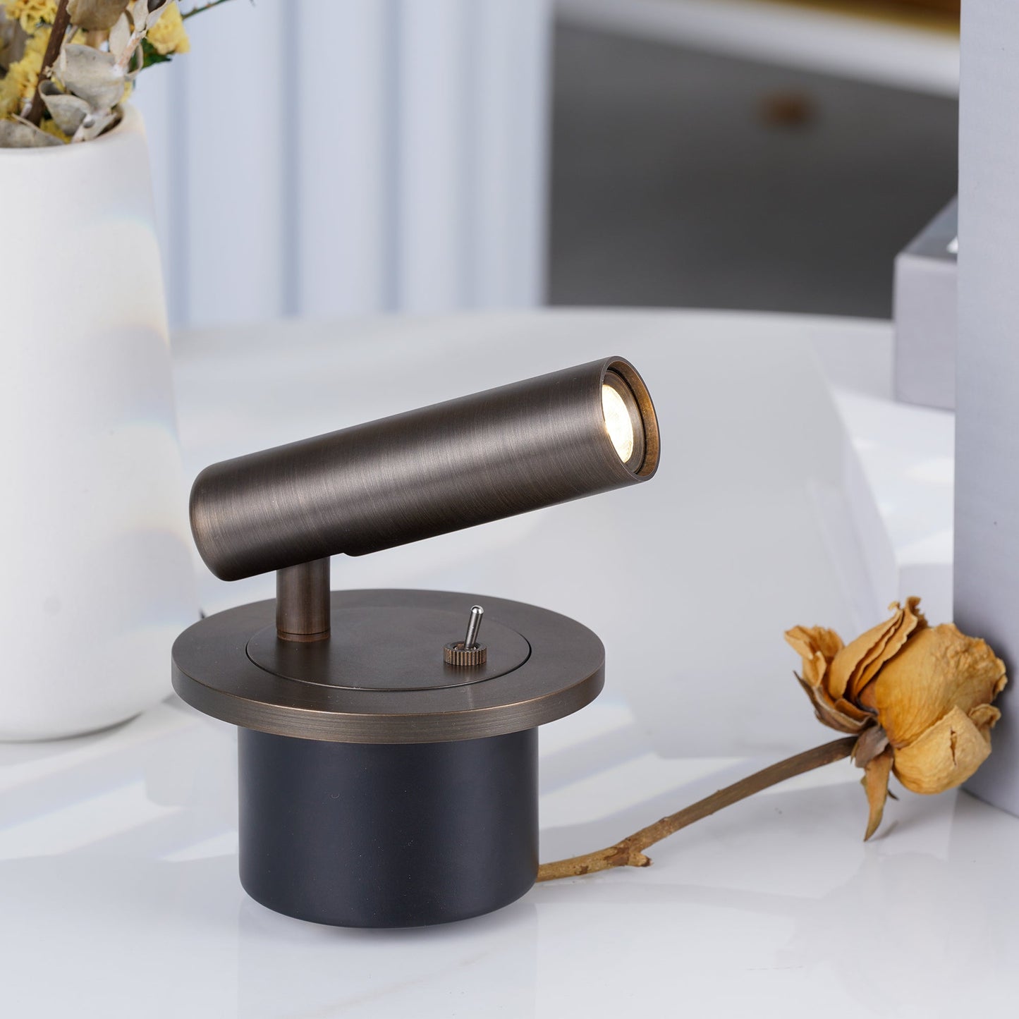 Evorne | Architectural Recessed Silhouette Bedside Reading Spotlight