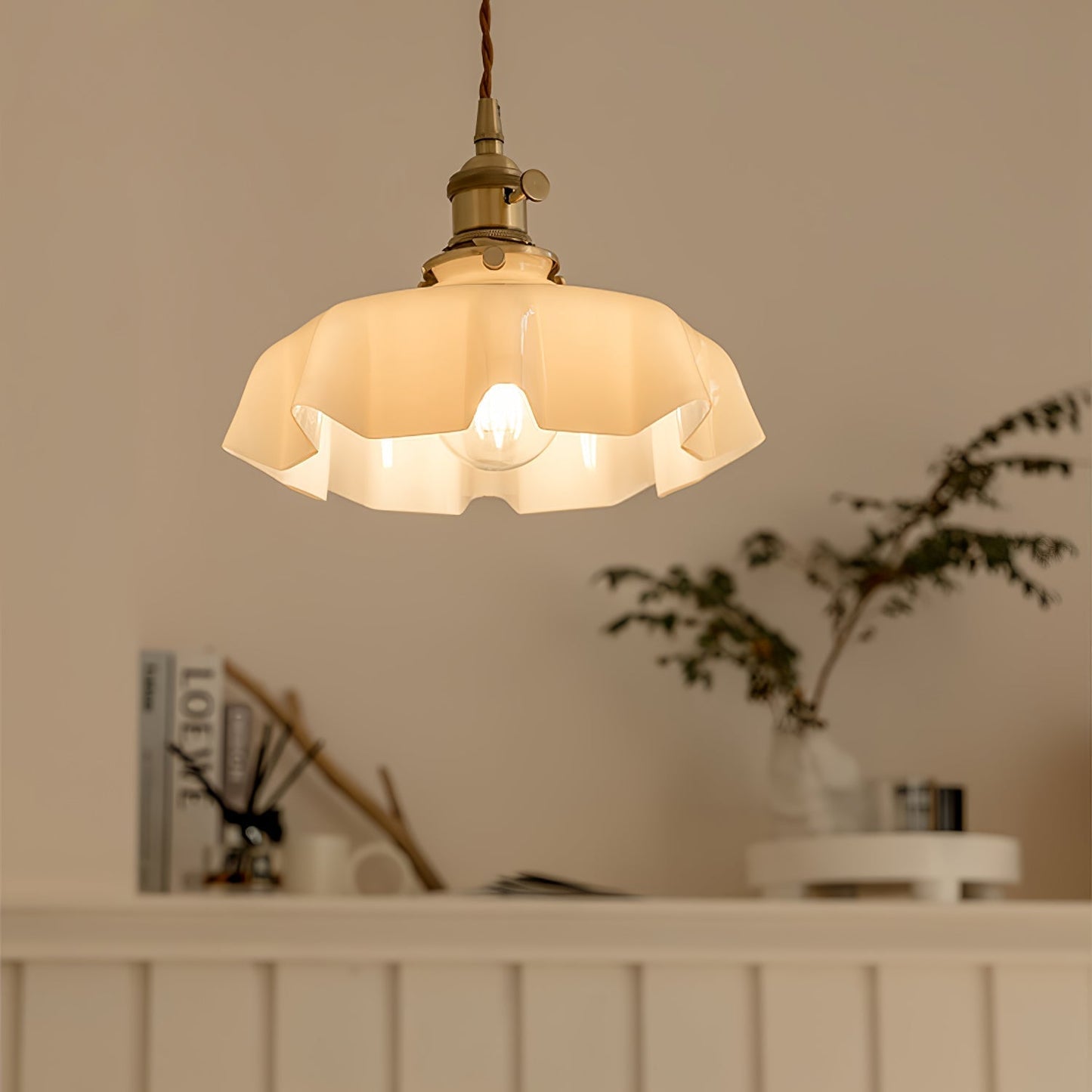 Kelvarna | Vintage Pleated Glass Fluted Pendant Light