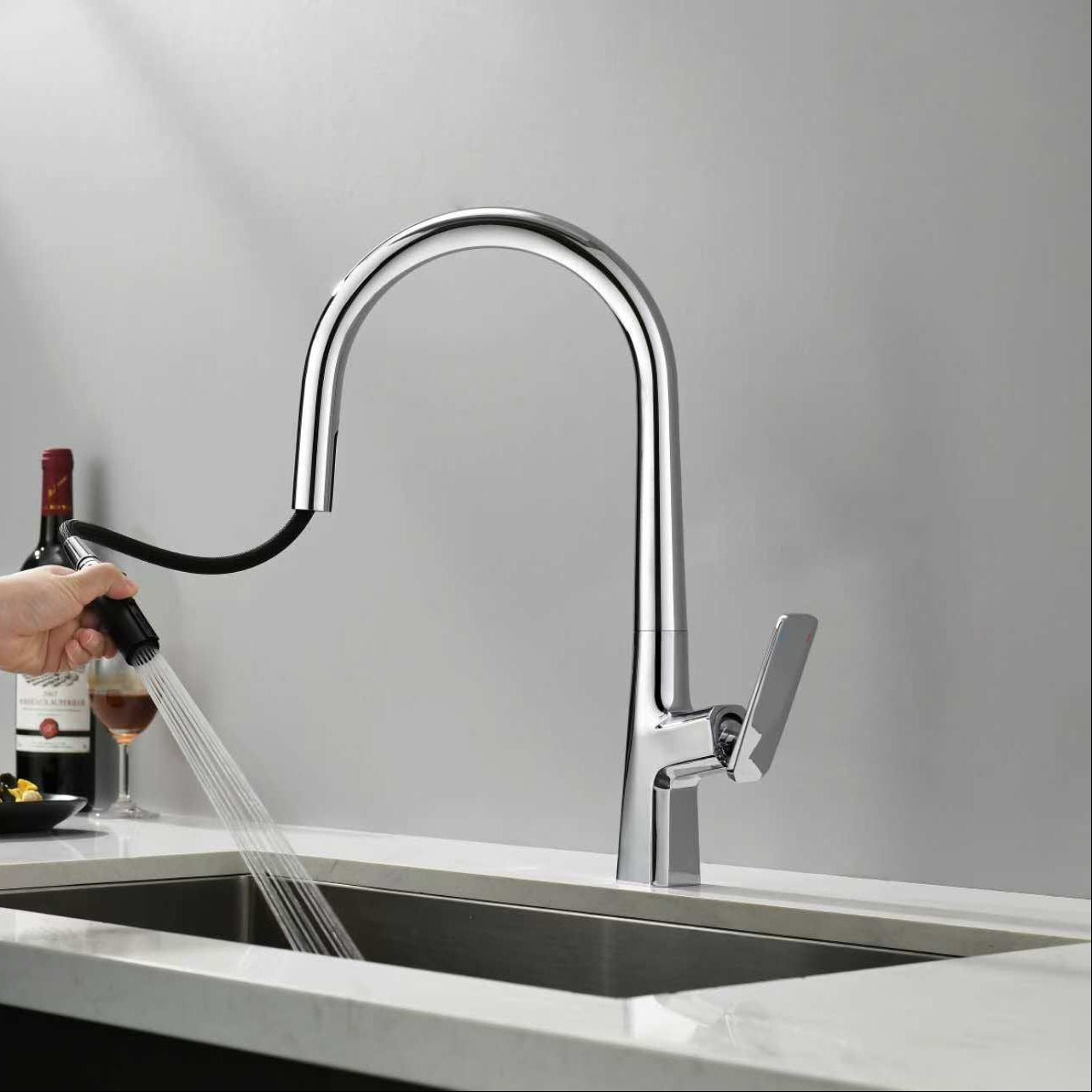 Alvonder | Modern Arched Profile Retractable Spout Kitchen Sink Mixer Tap