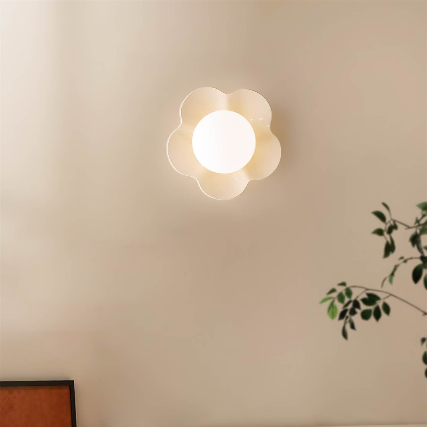 Elvorn | Playful Resin Sculptural Art Glass Wall Light