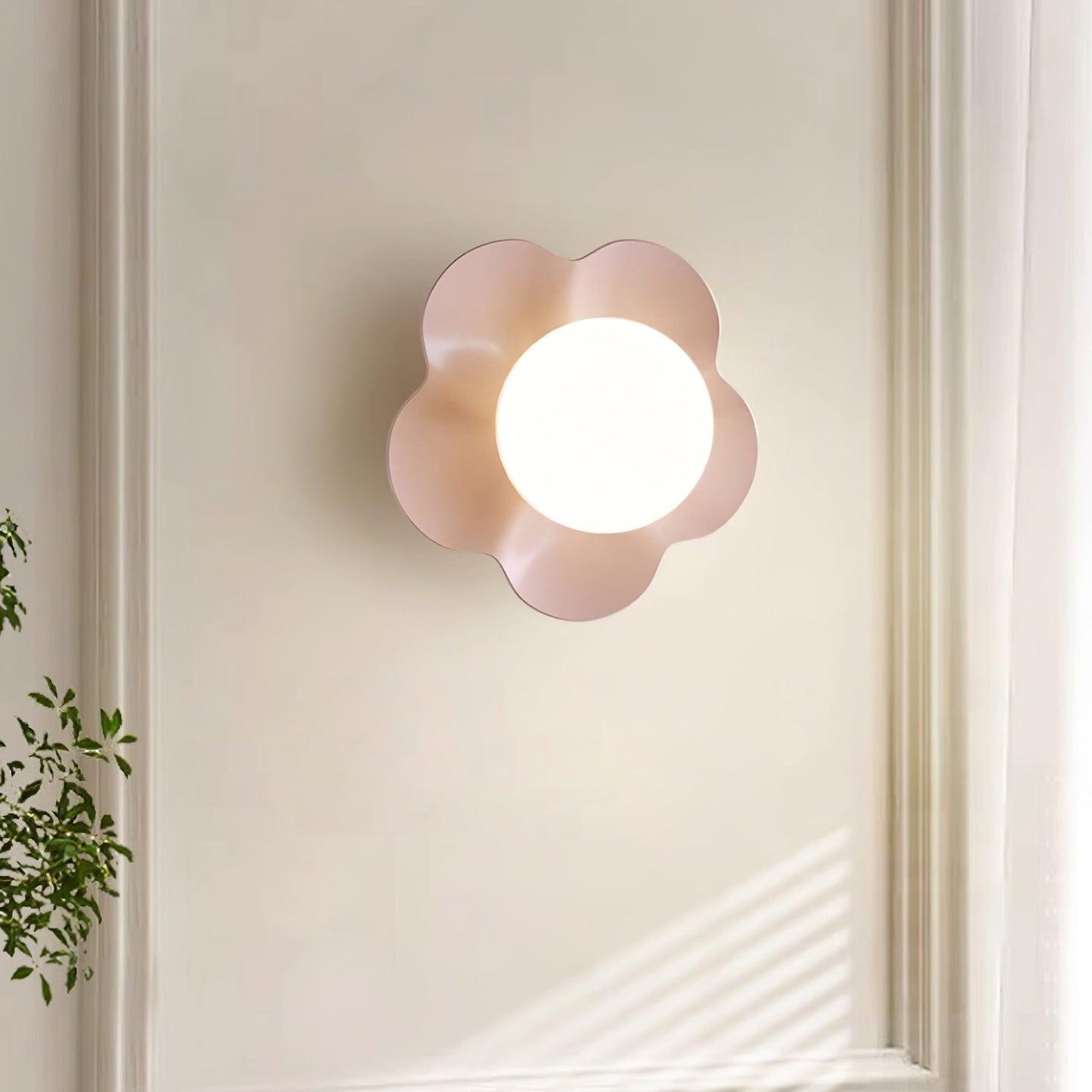 Elvorn | Playful Resin Sculptural Art Glass Wall Light