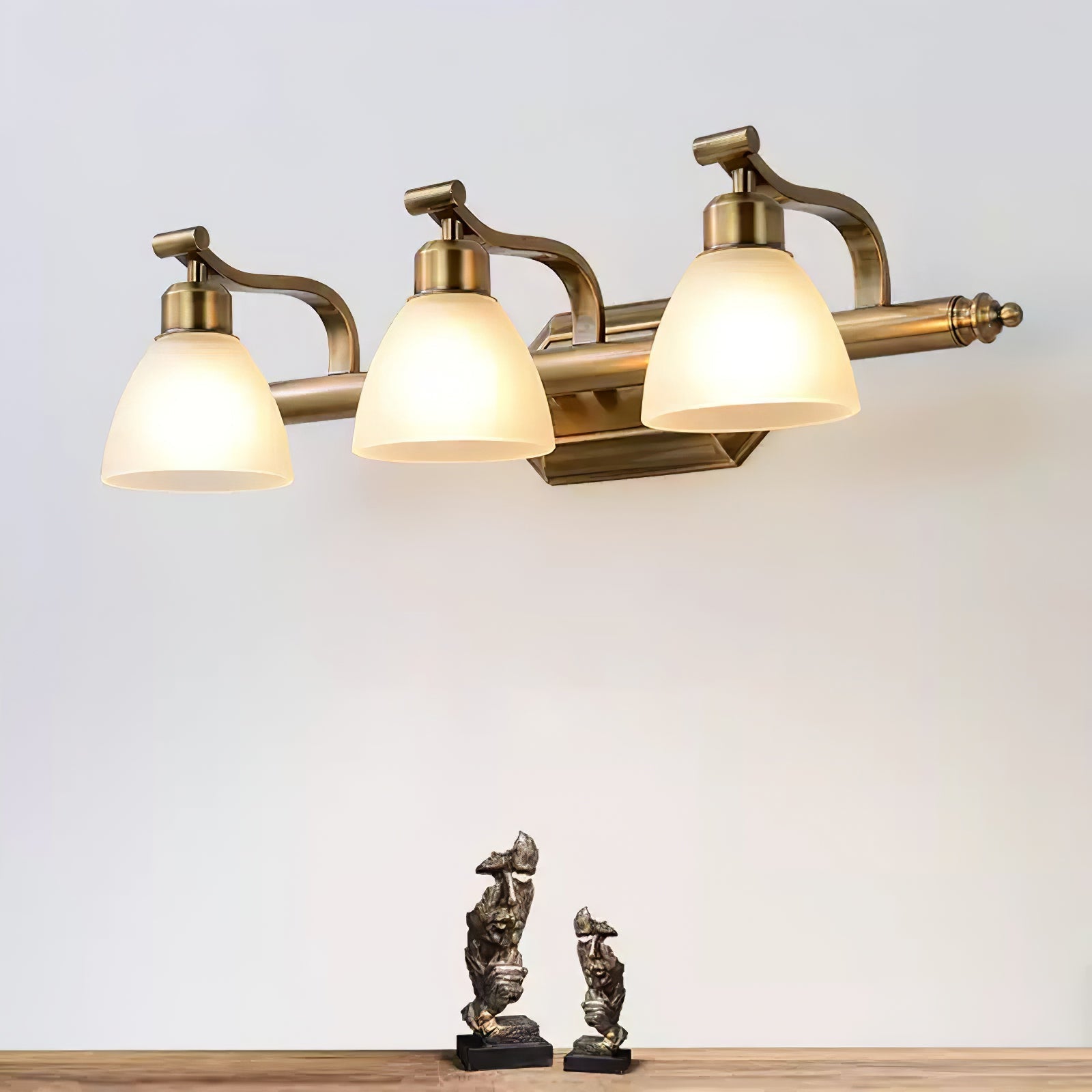 Luvidior | Scalloped Ribbed Glass Arched Frame Luxury Wall Light