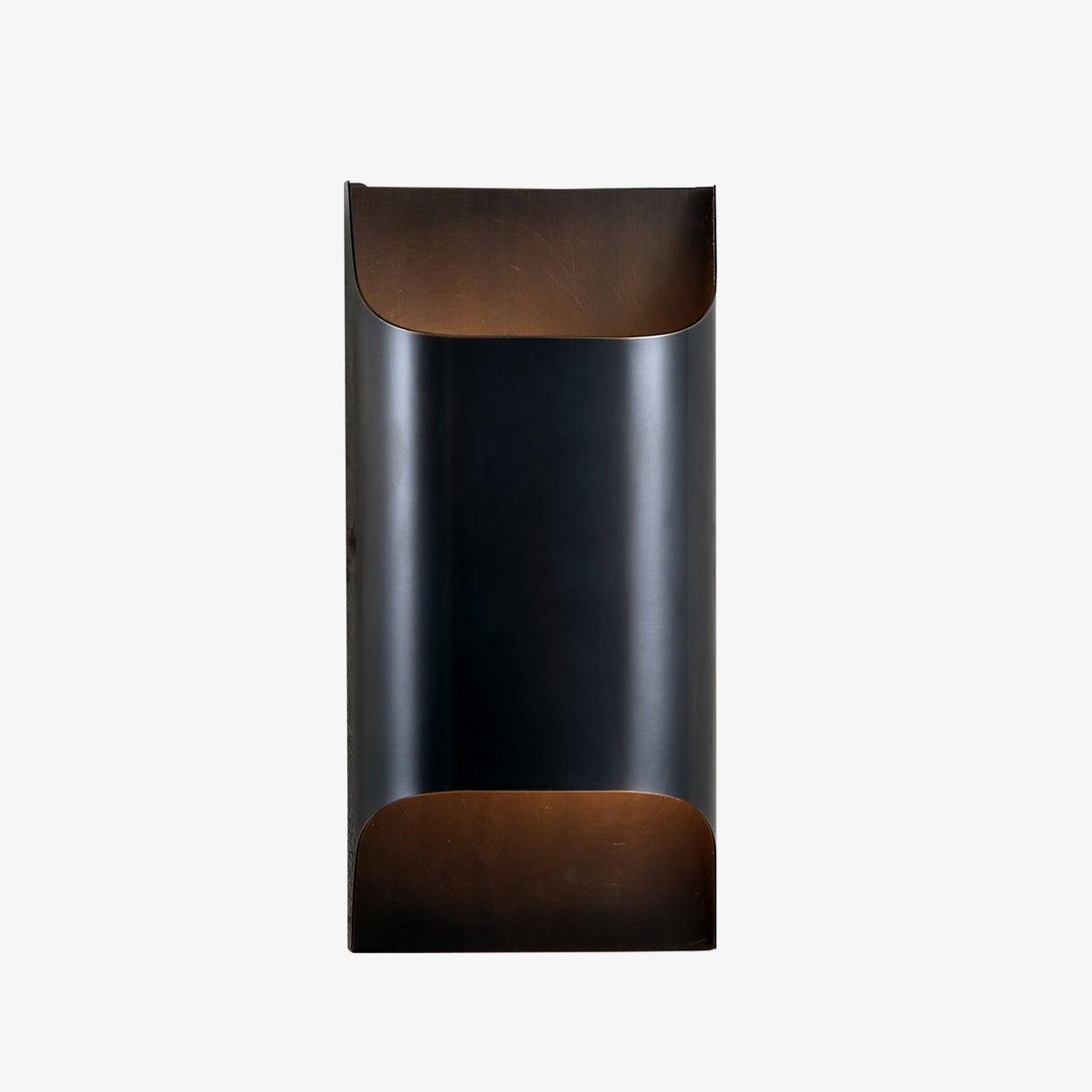 Kestrelon | Sleek Silhouette Geometric Brass Wall Light