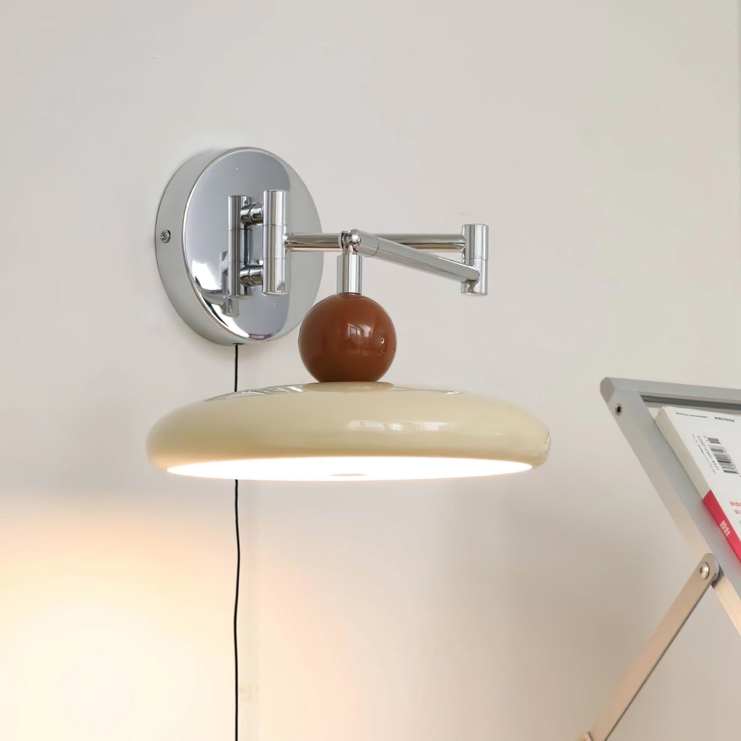 Zondrak | Geometric Round Platter Mounted Accent Wall Light