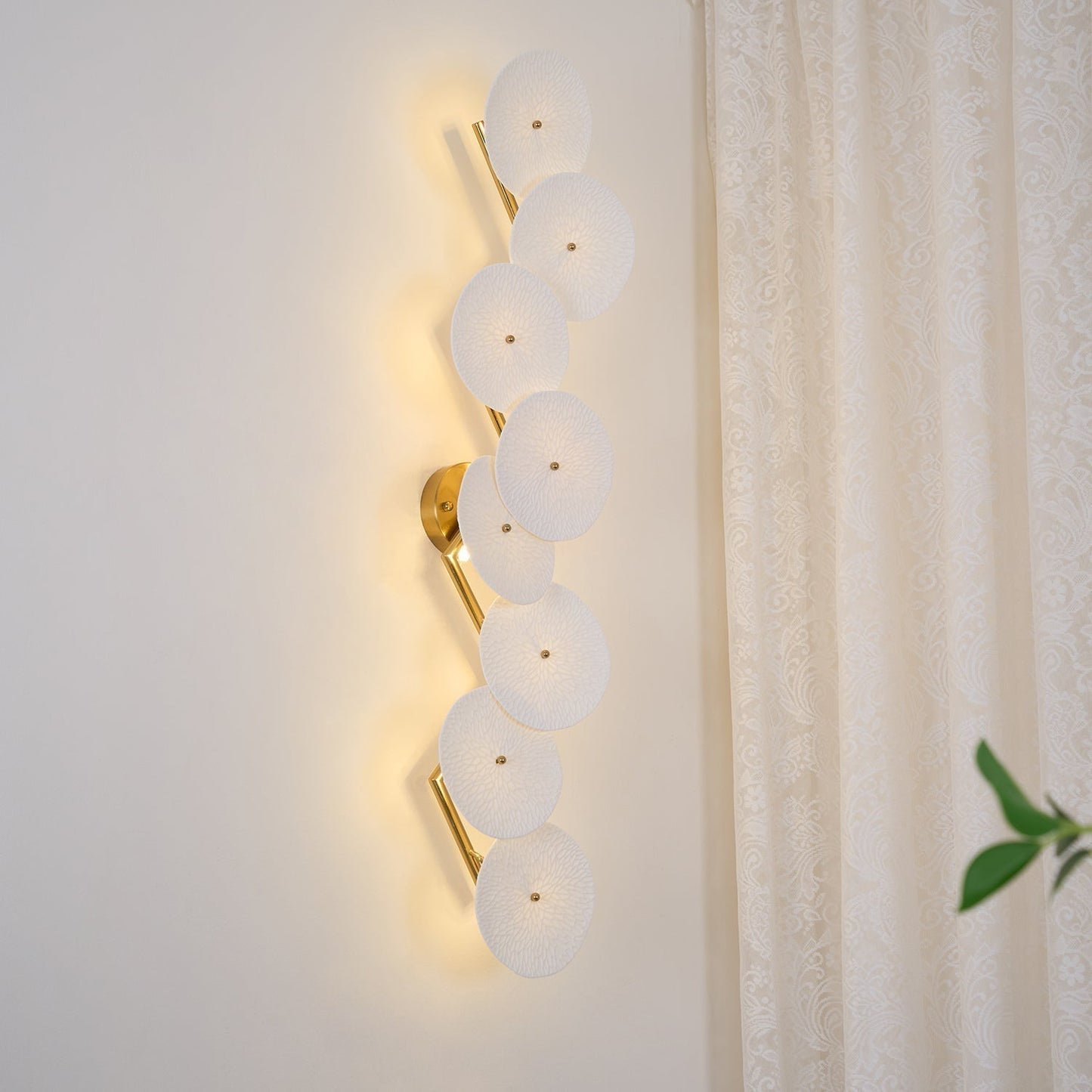 Lerius | Sculptural Ceramic Lotus Petal Artistic Wall Light