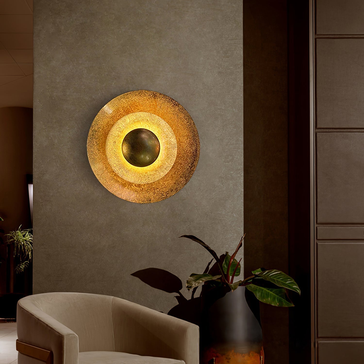 Aerish | Luxury Sculptural Leaf Gilded Vintage Wall Light