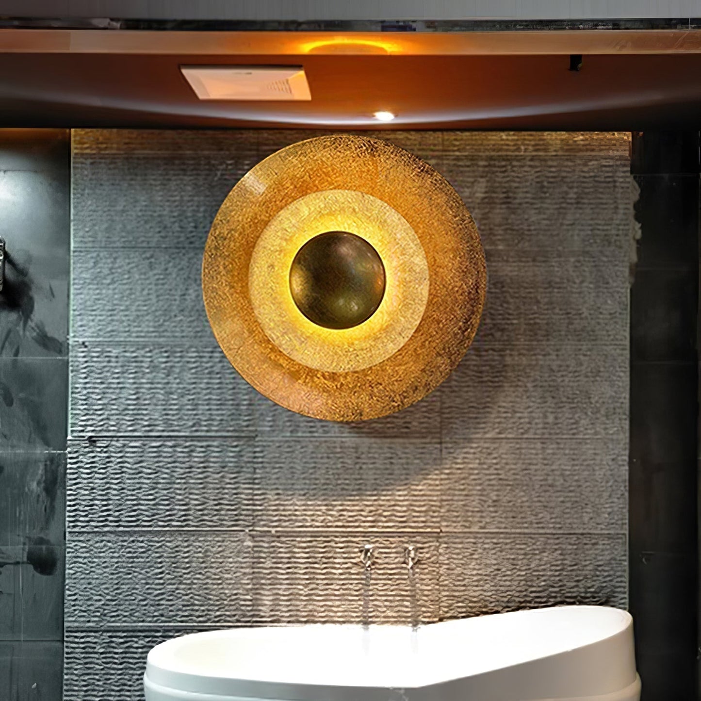 Aerish | Luxury Sculptural Leaf Gilded Vintage Wall Light