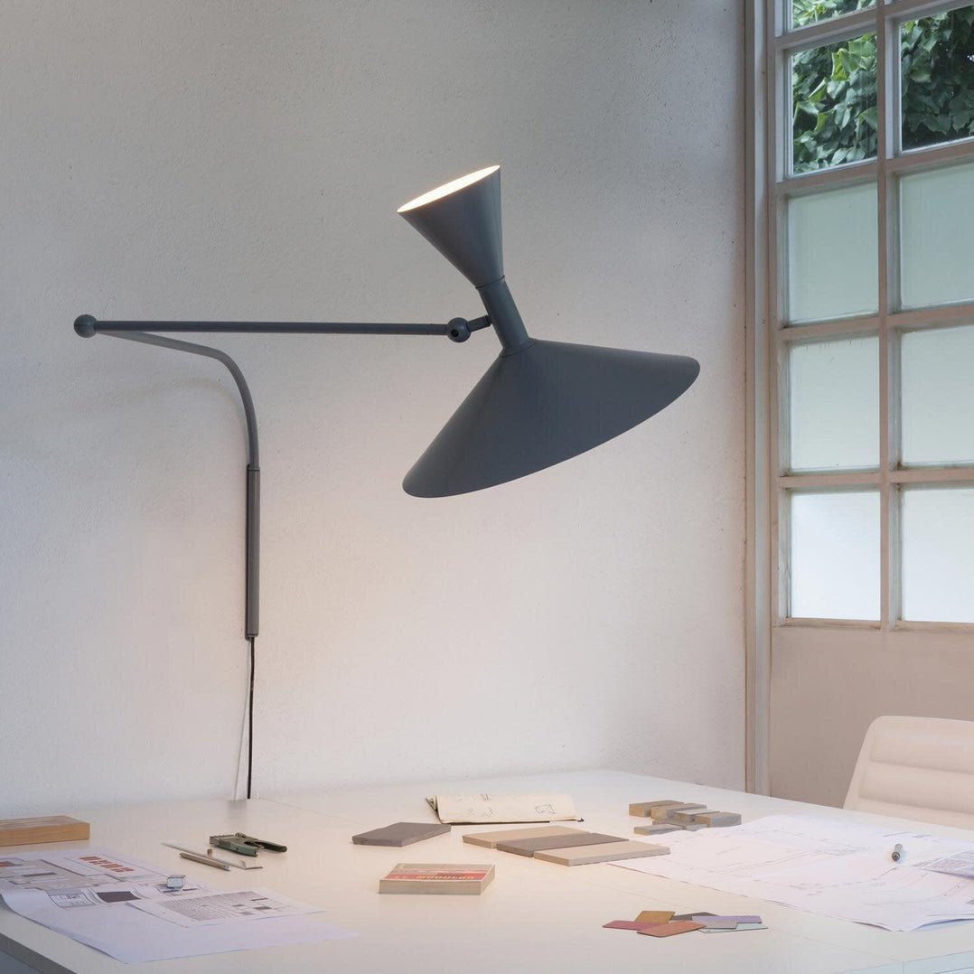 Elvinda | Sculptural Adjustable Aluminum Swivel Wall Light