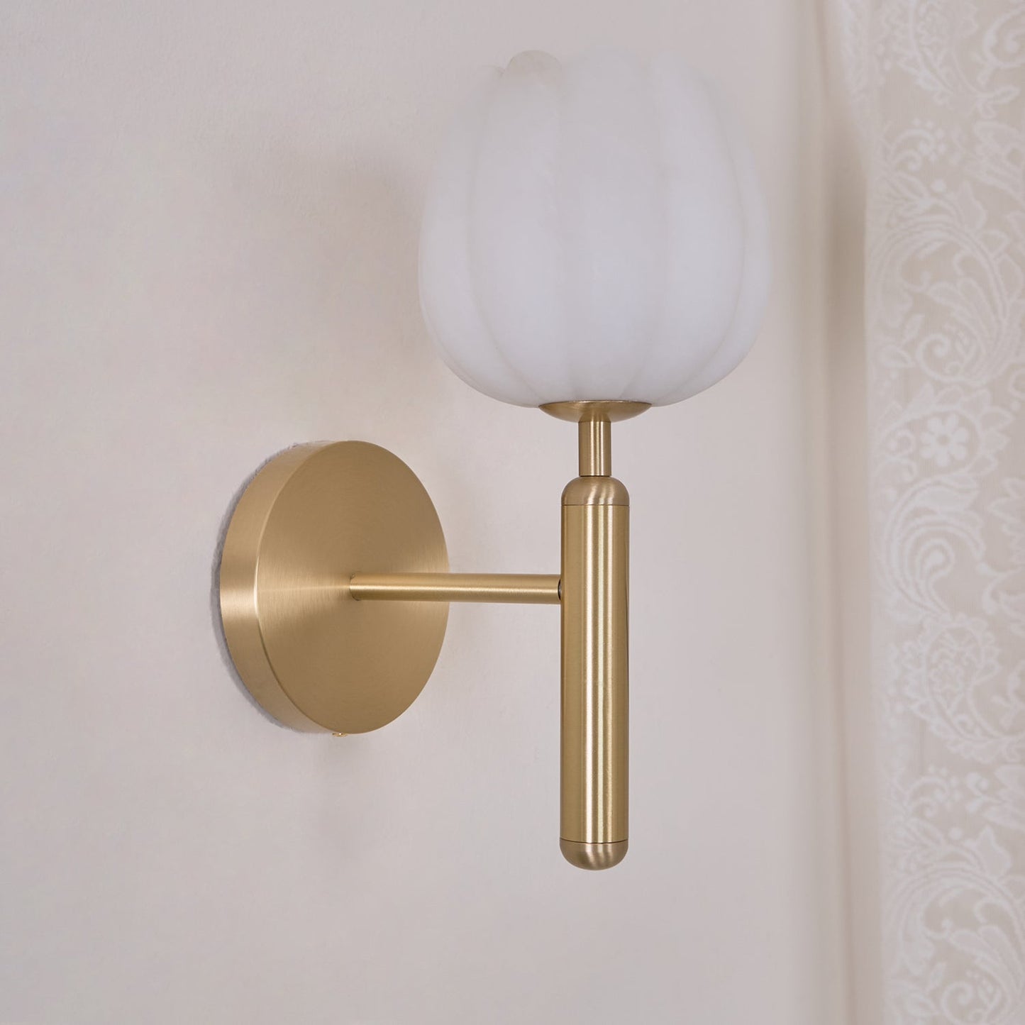 Lyhose | Botanical Alabaster Stone Floral Sculpture Wall Light