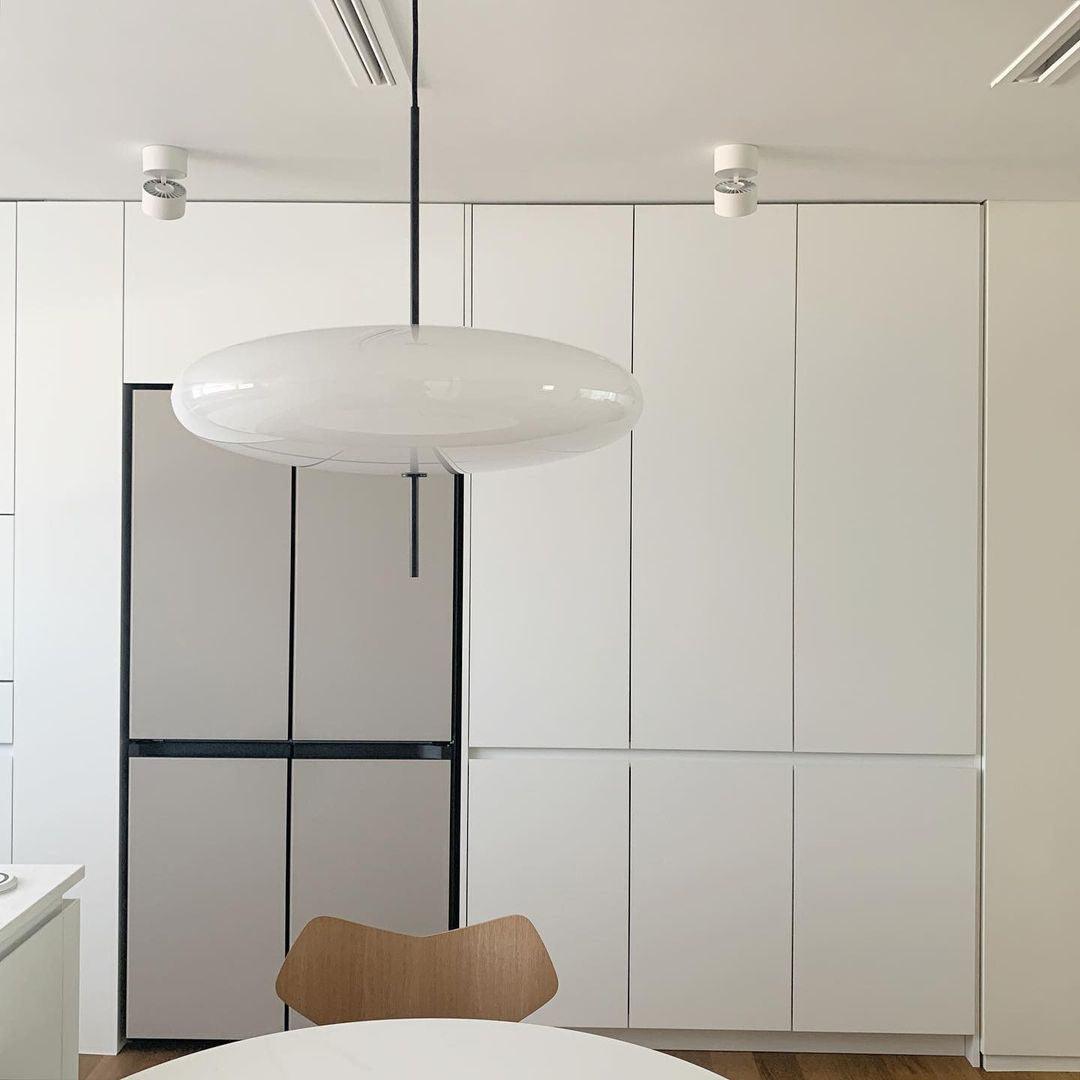 Belthorim | Opalescent Disc Silhouette Minimalist Pendant Light