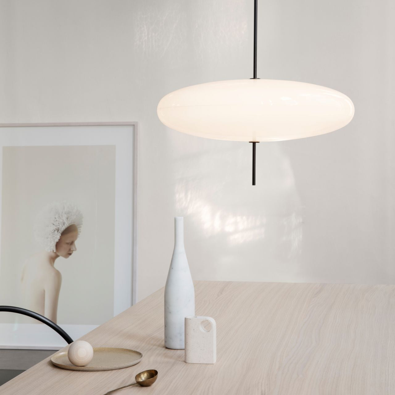 Belthorim | Opalescent Disc Silhouette Minimalist Pendant Light