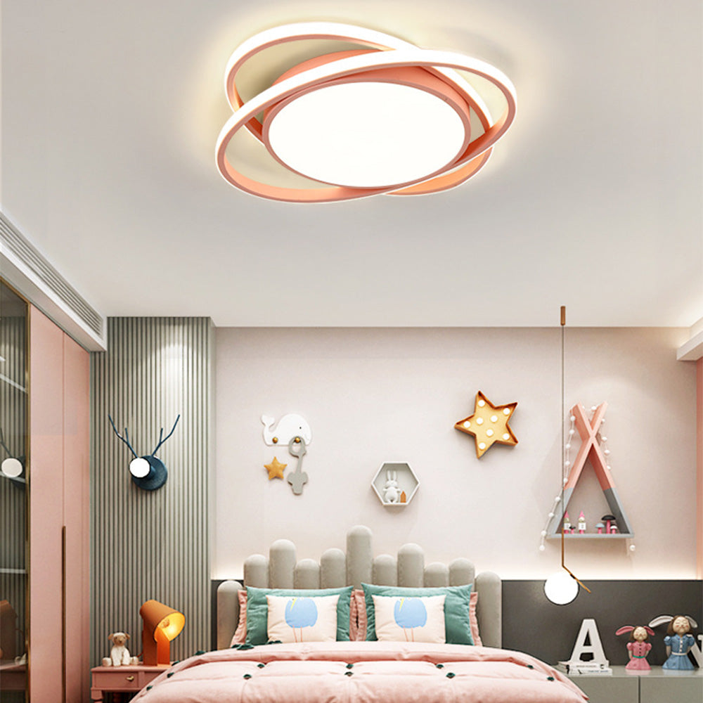 Auria | Sleek Layered Interlocking Ring Ceiling Light