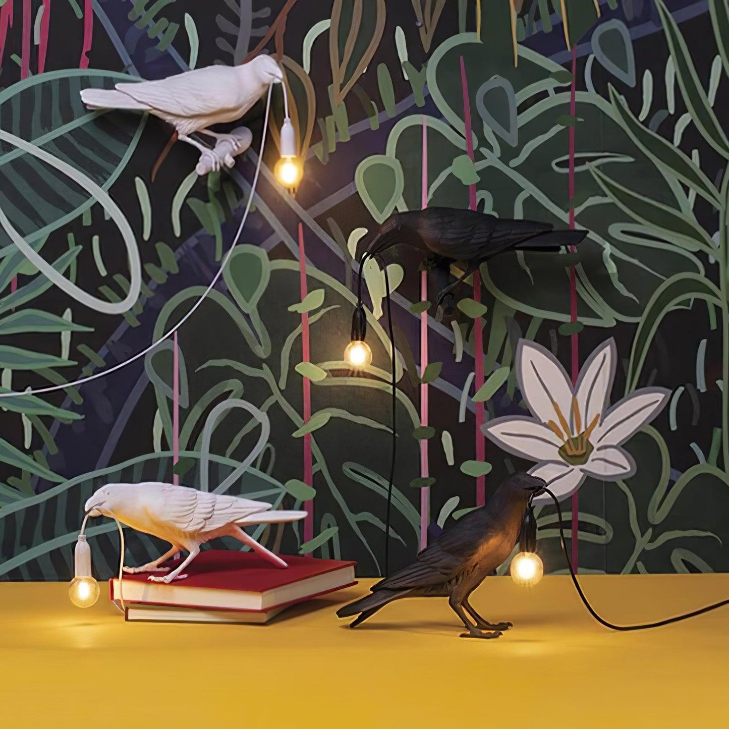 Bristhow | Gothic Sculptural Avian Raven Table Lamp