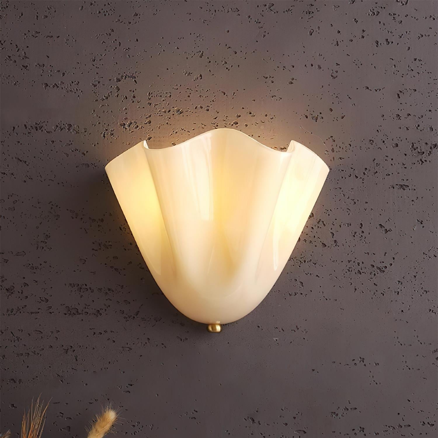 Nivalis | Sophisticated Alabaster Silhouette Wall Light